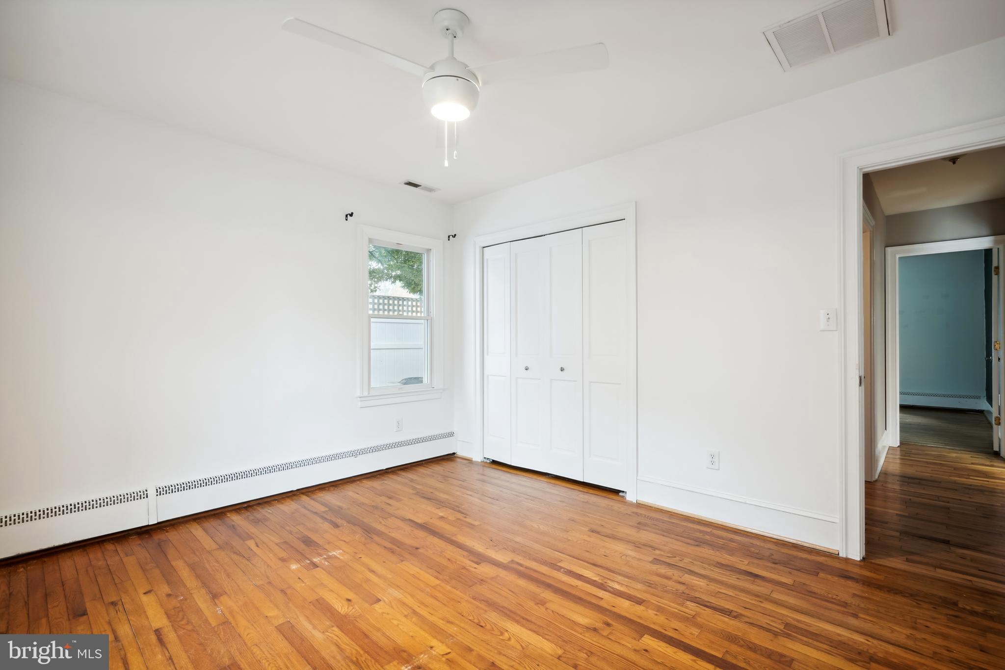 EASTON - Residential