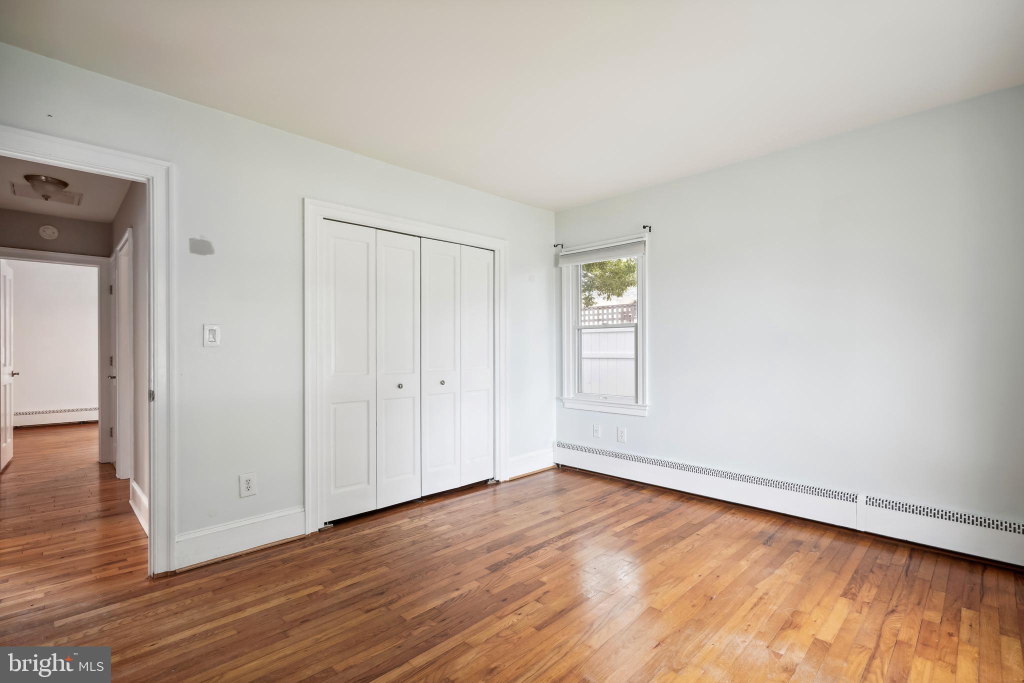 EASTON - Residential