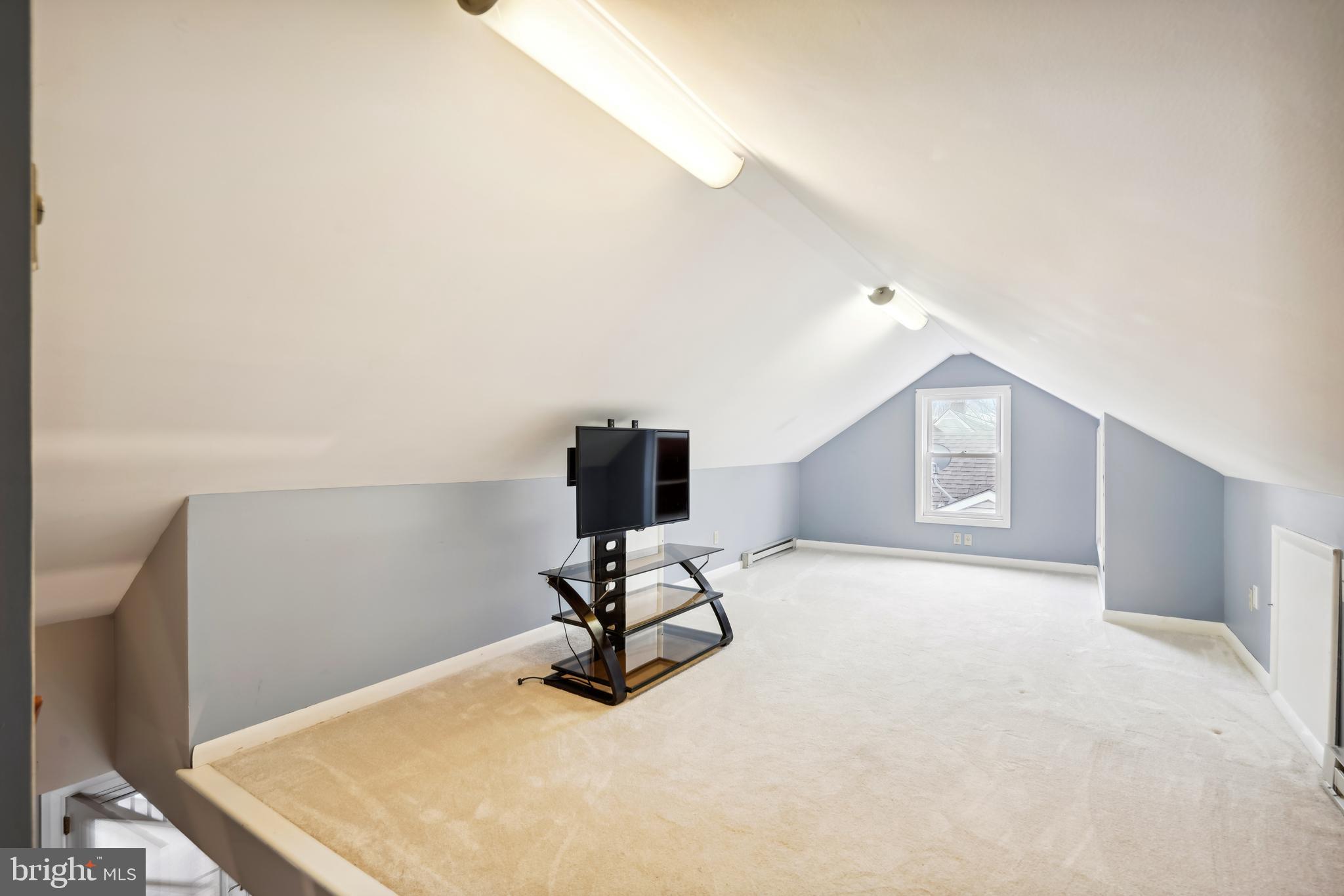 EASTON - Residential