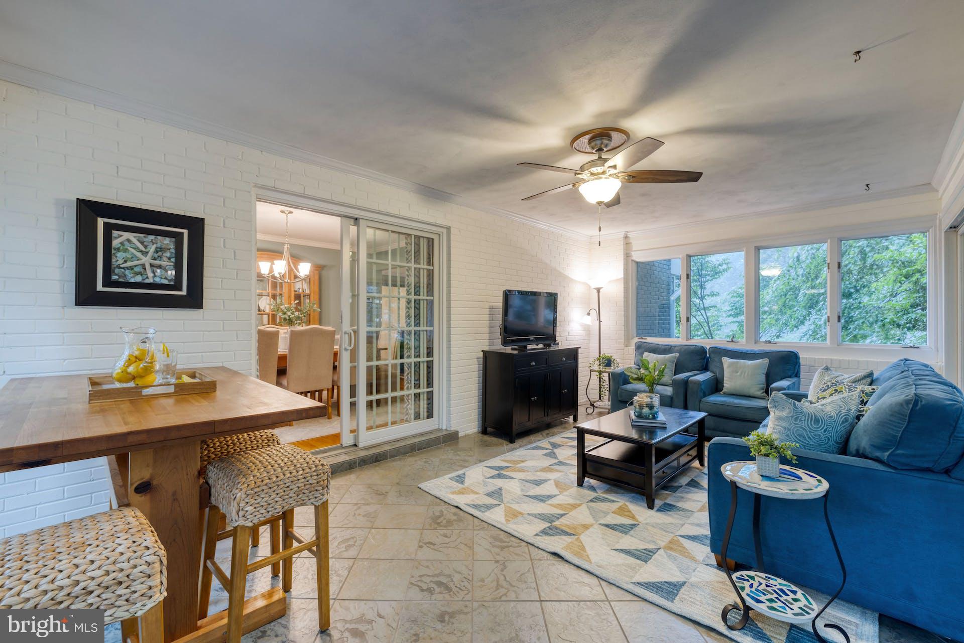 CHESTERBROOK WOODS - Residential