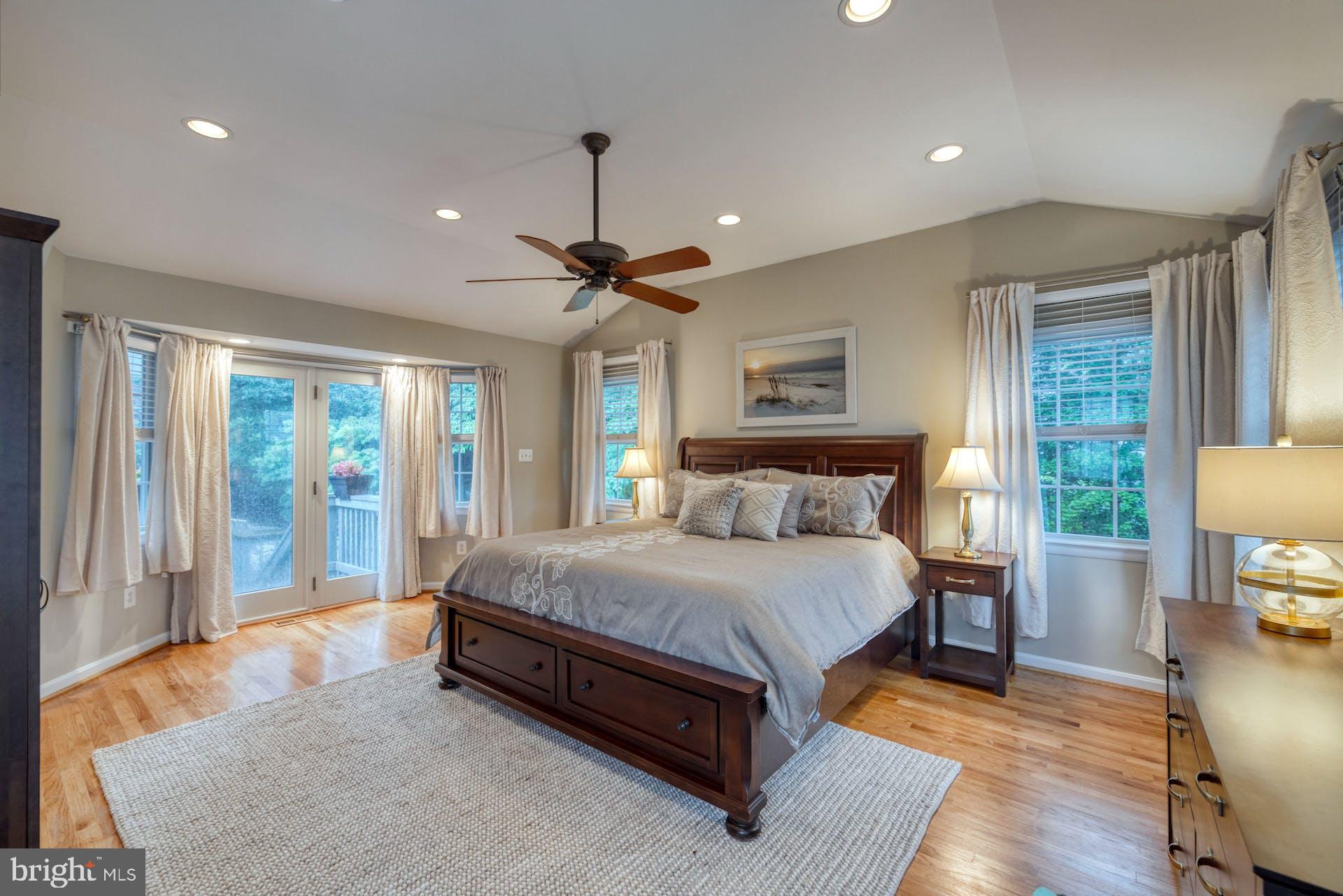 CHESTERBROOK WOODS - Residential