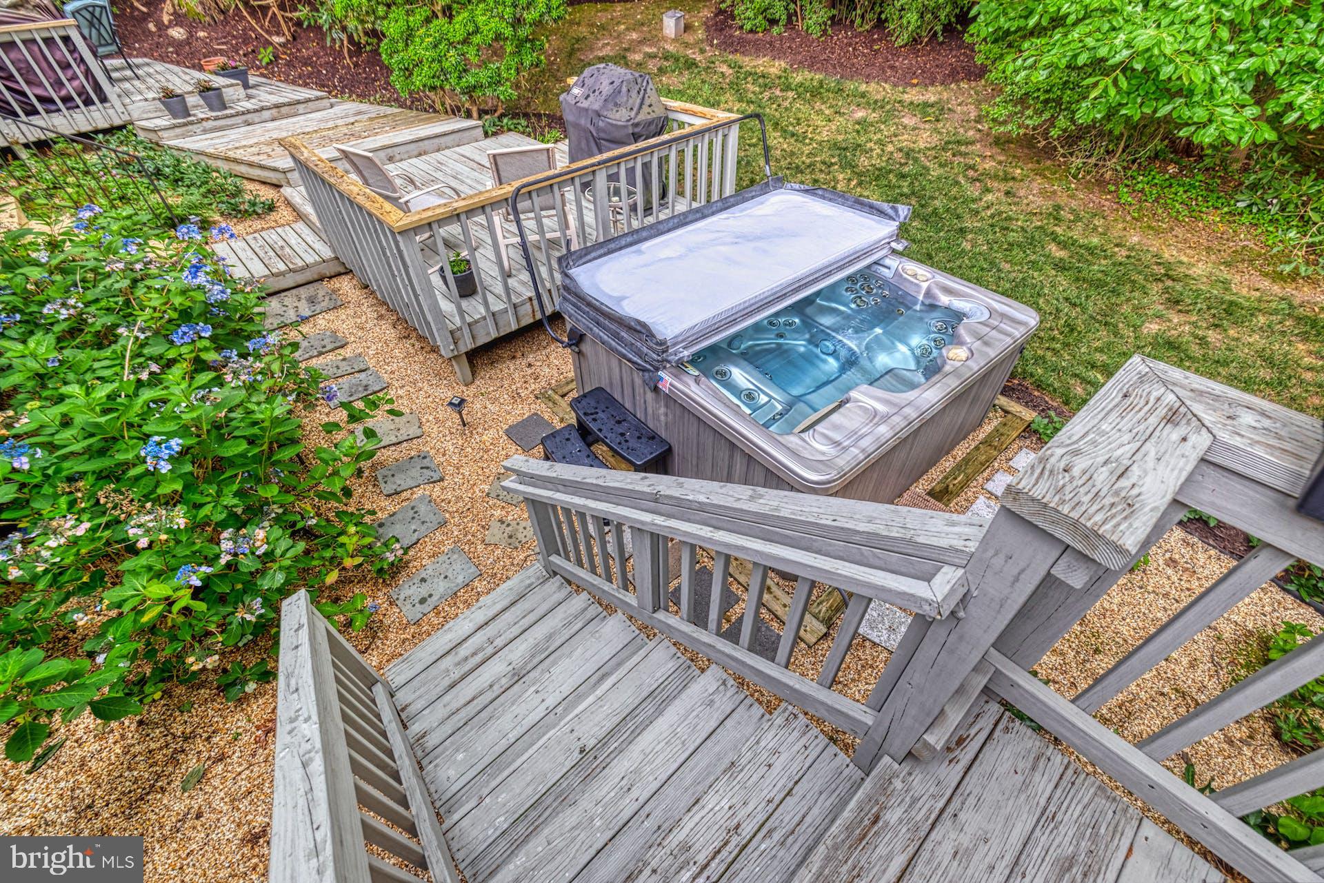 CHESTERBROOK WOODS - Residential