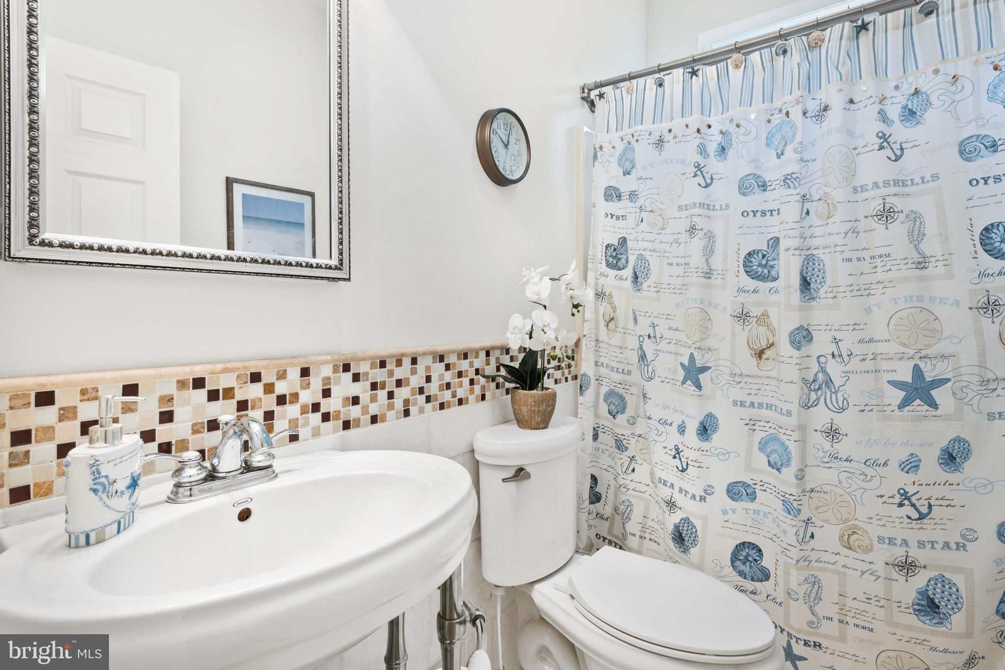 WAGAMONS WEST SHORES - Residential