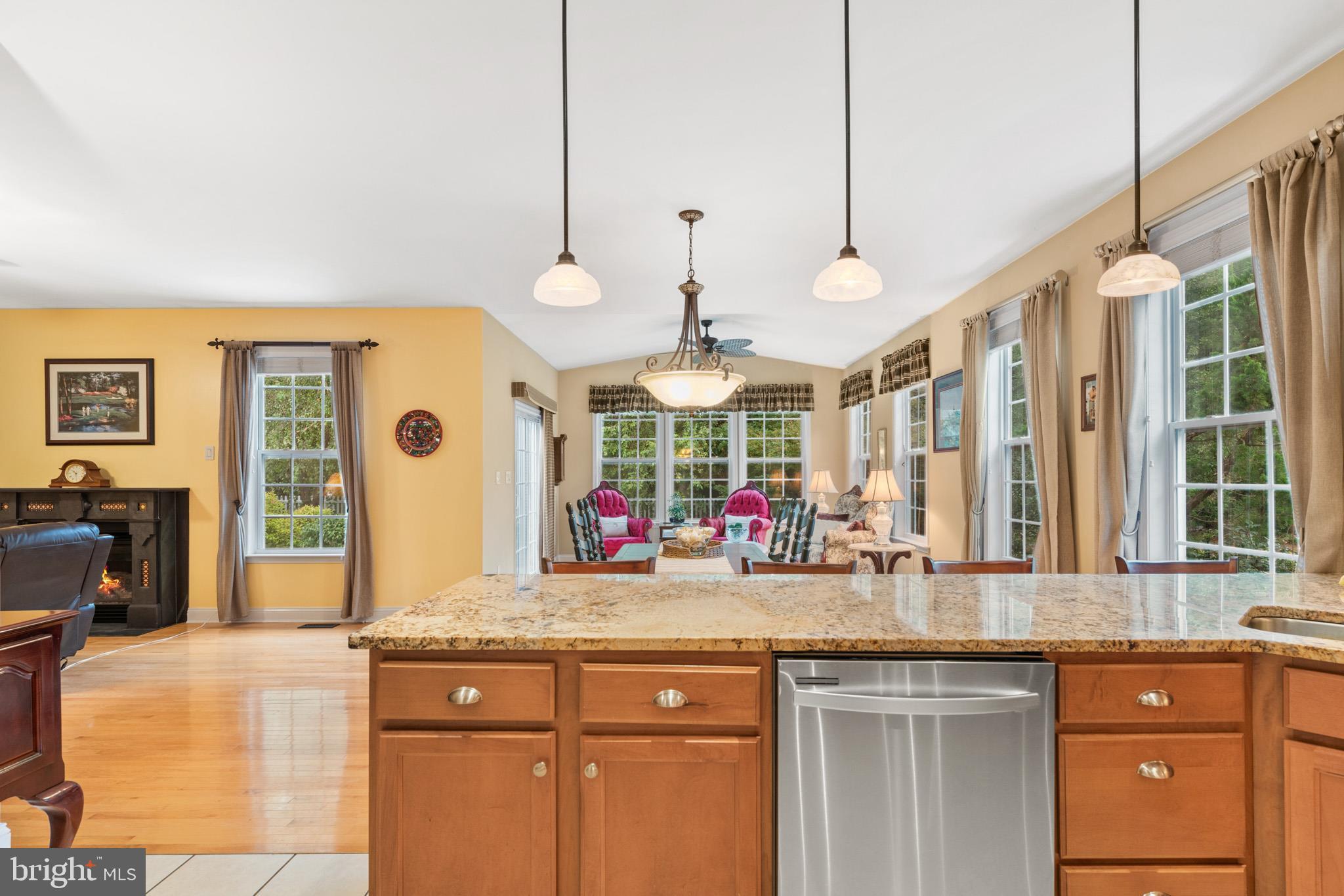 WAGAMONS WEST SHORES - Residential