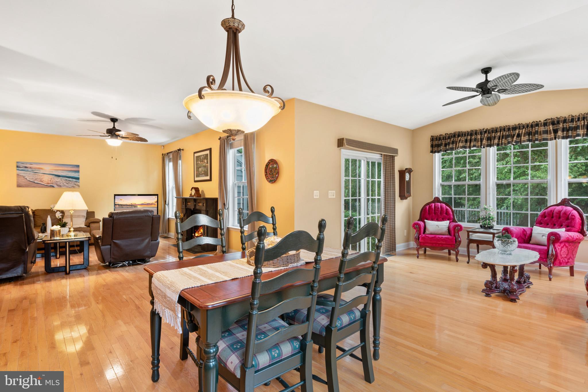 WAGAMONS WEST SHORES - Residential