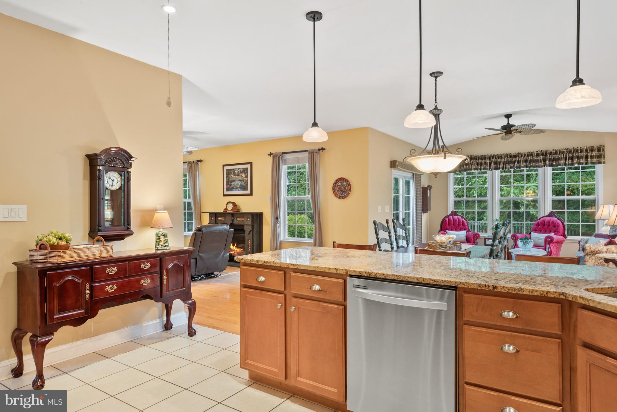 WAGAMONS WEST SHORES - Residential