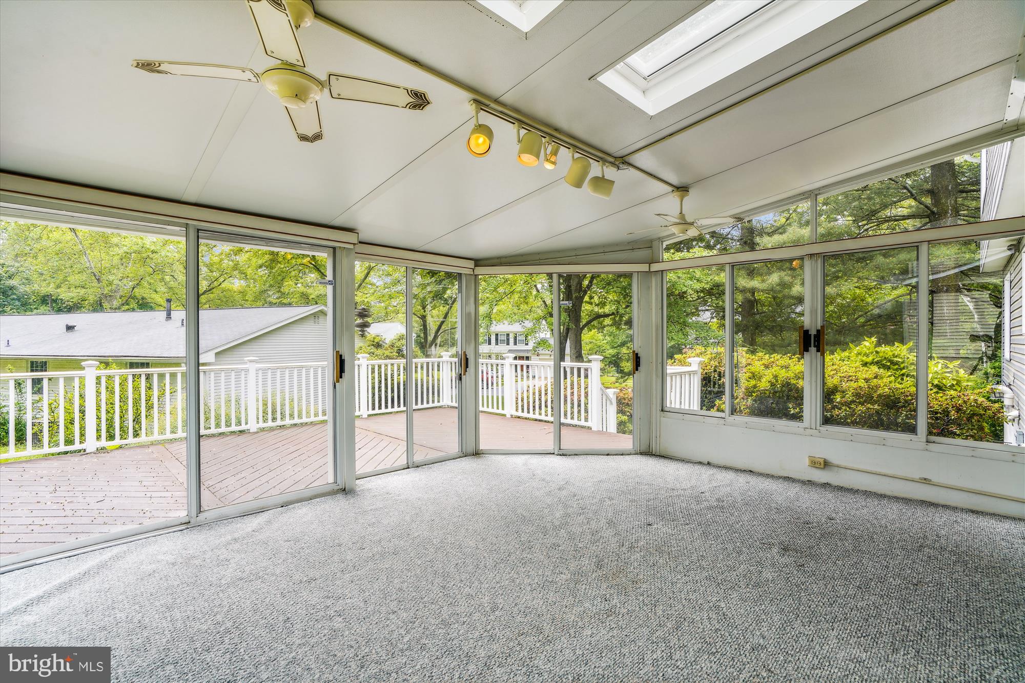 LONGFELLOW - Residential