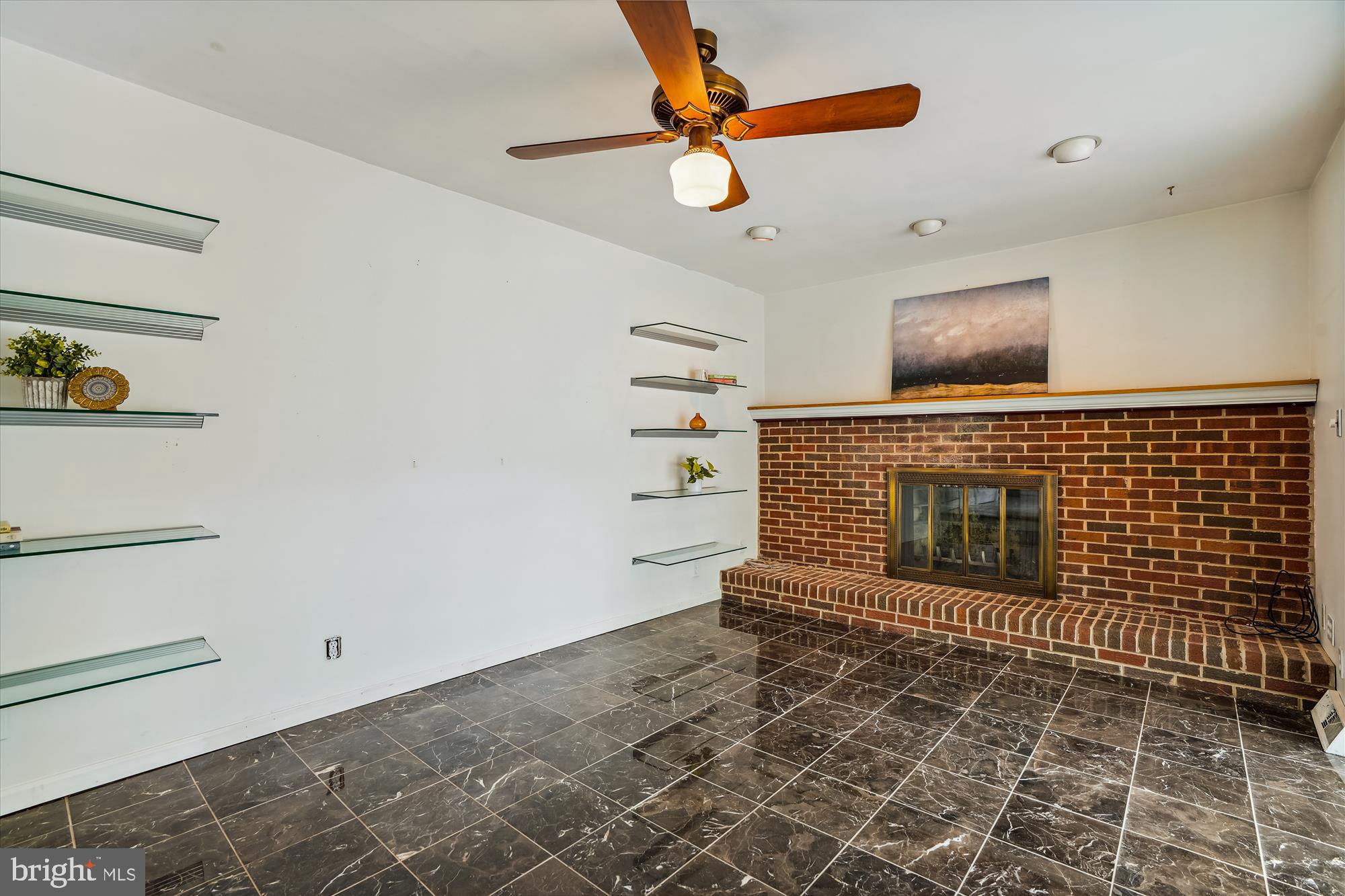 LONGFELLOW - Residential