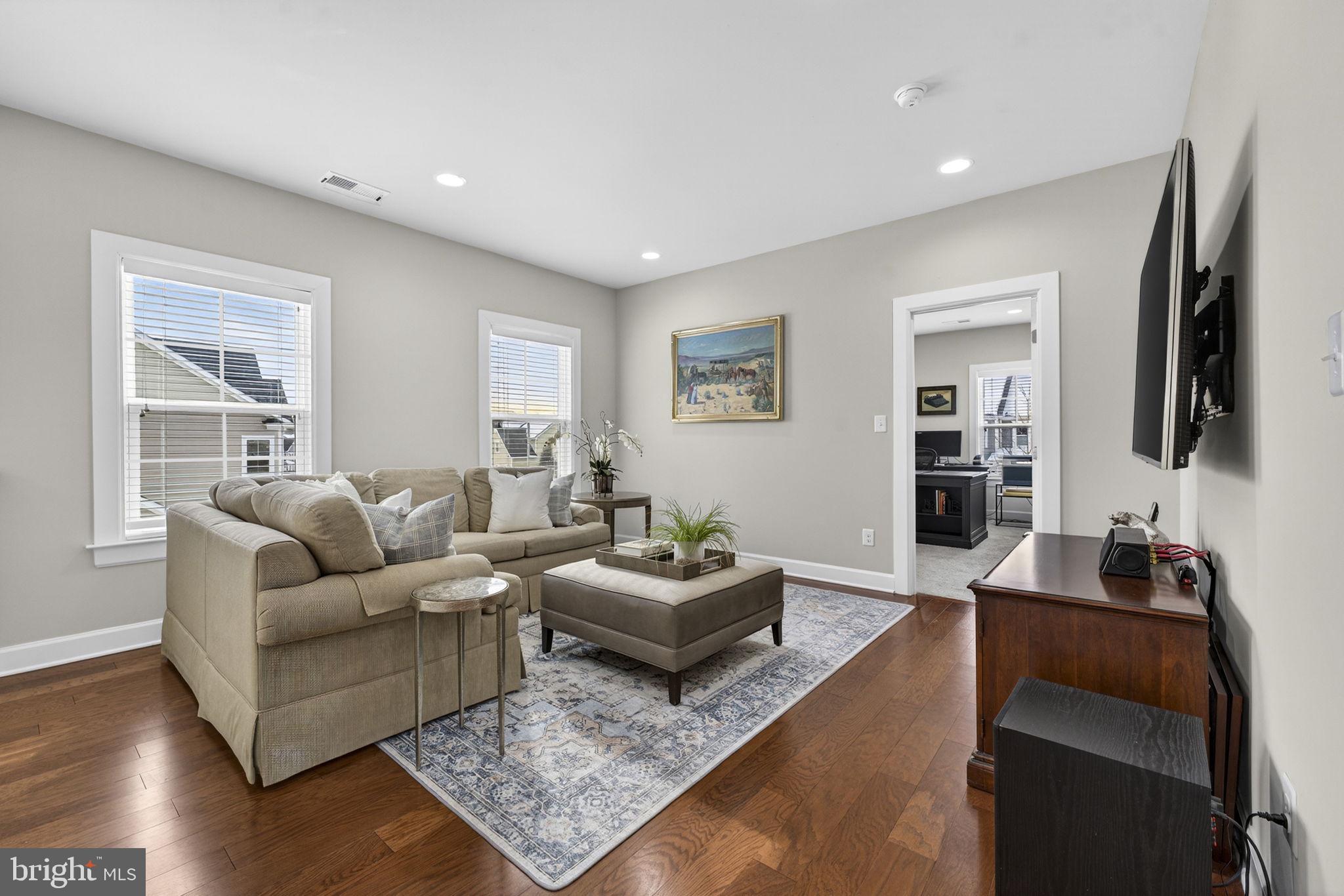 GROVE AT WILLOWSFORD - Residential