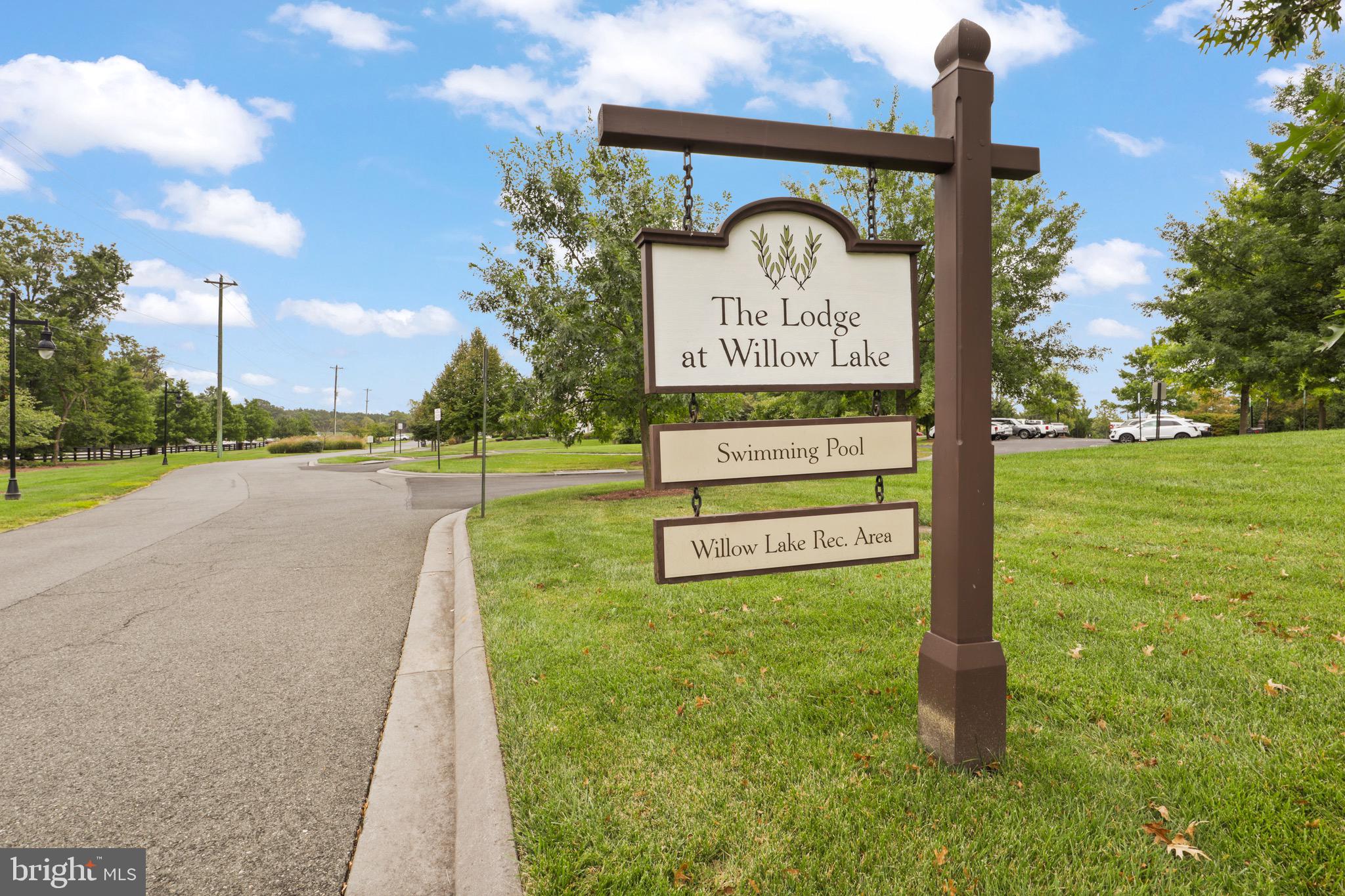 GROVE AT WILLOWSFORD - Residential