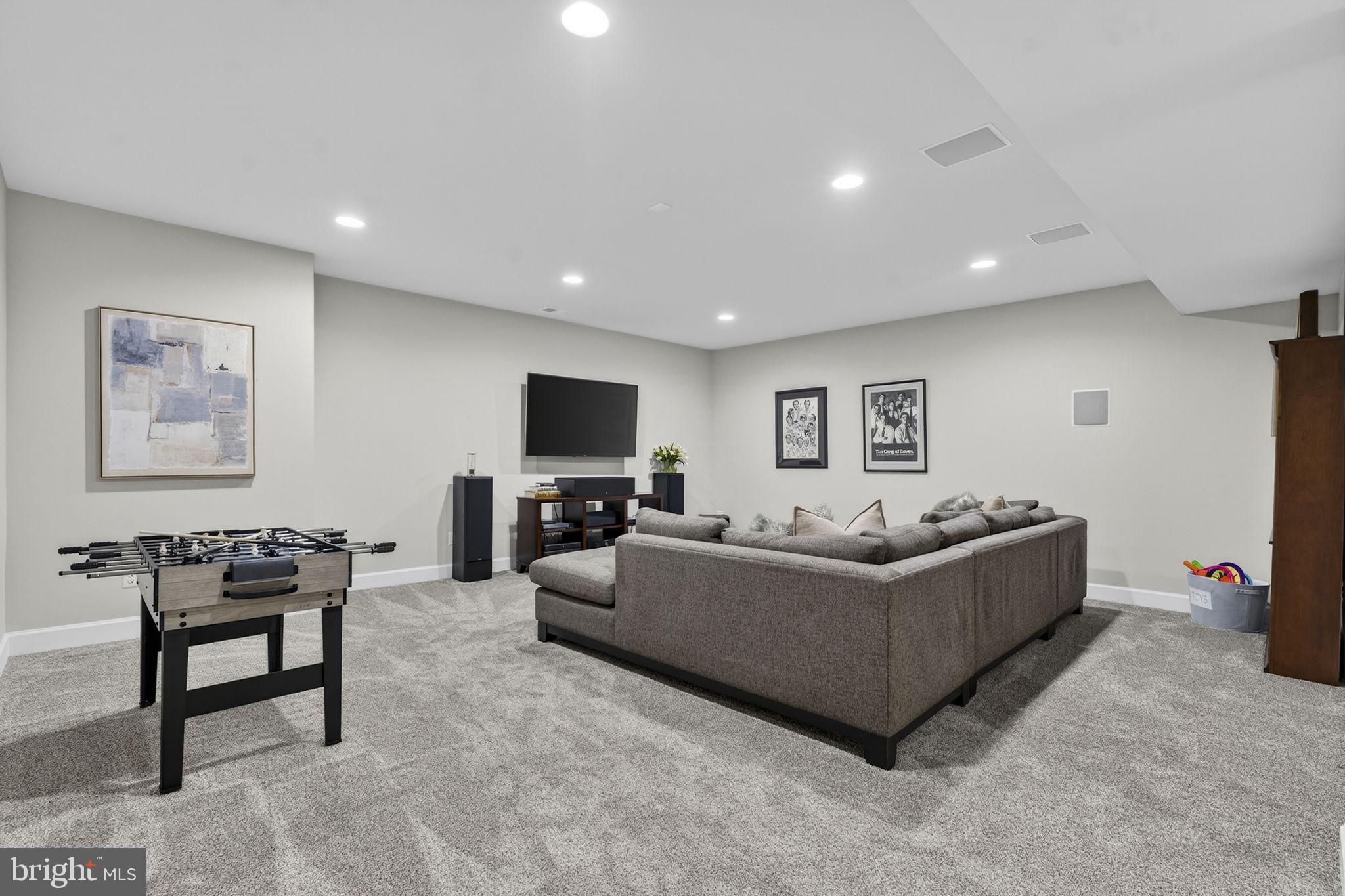 GROVE AT WILLOWSFORD - Residential