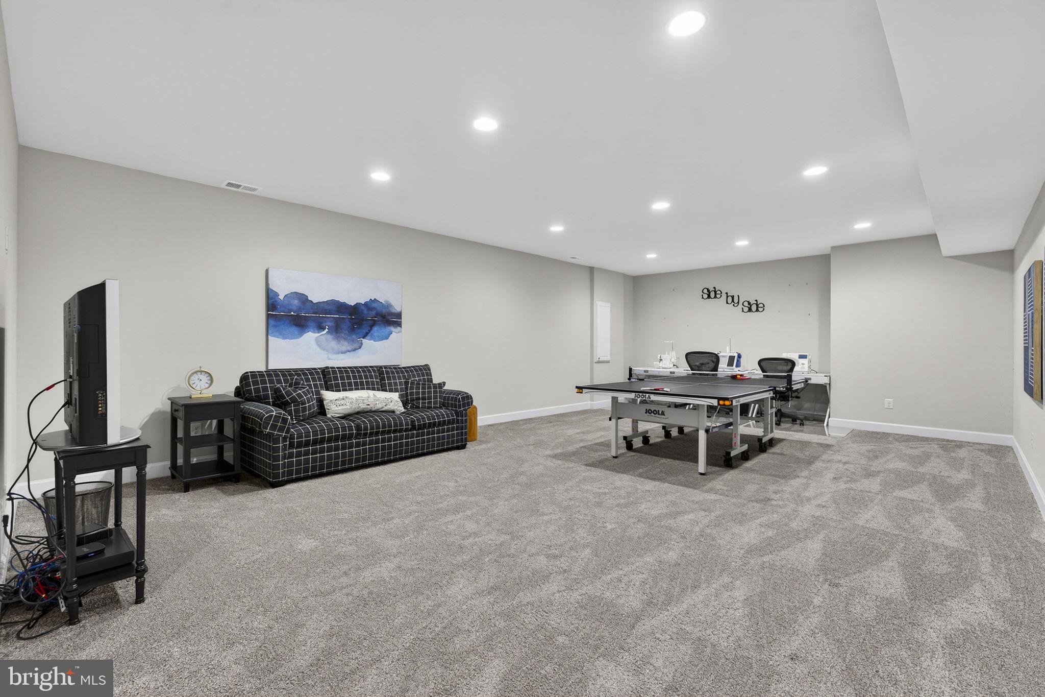 GROVE AT WILLOWSFORD - Residential