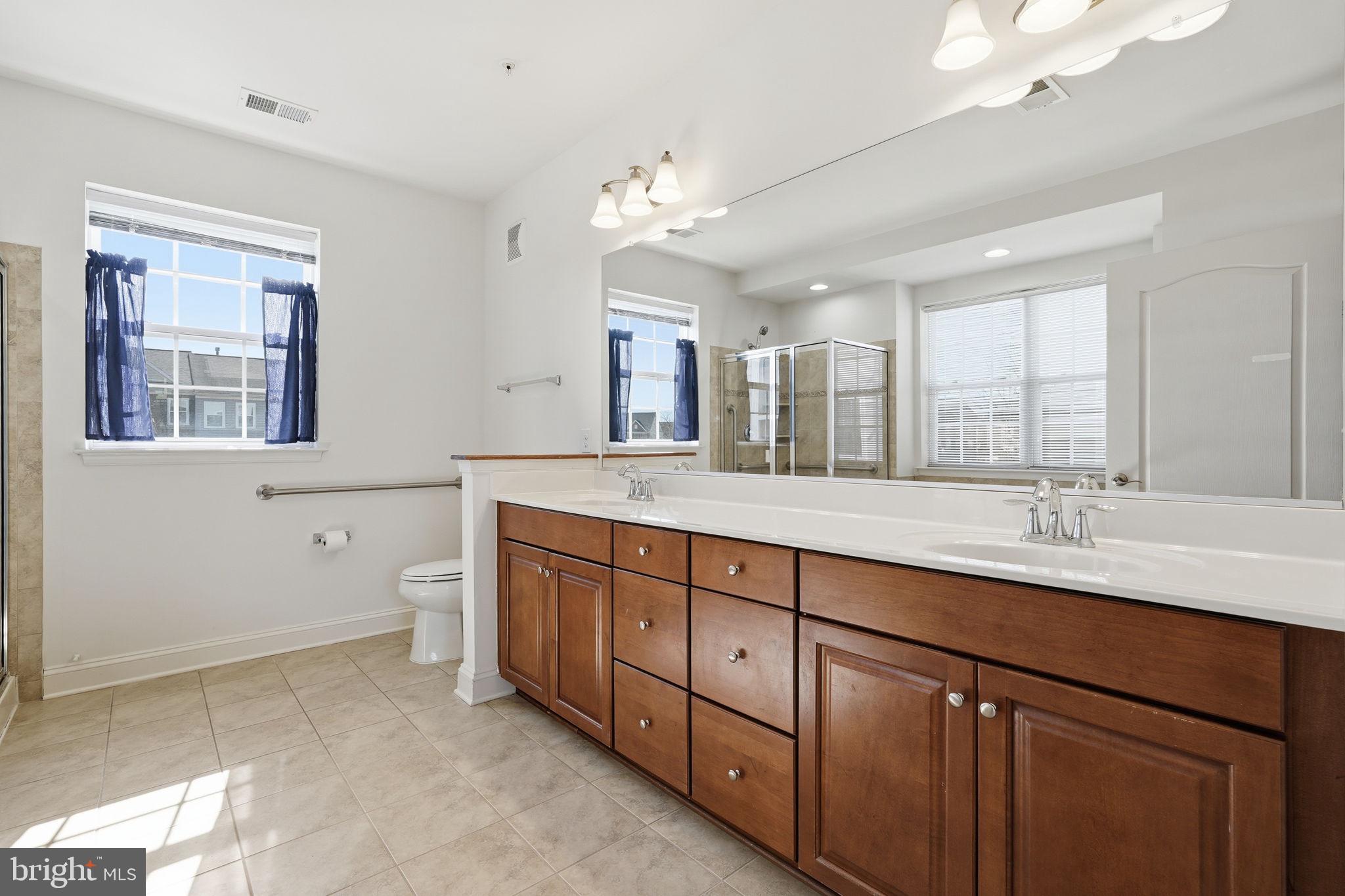 THE GATHERINGS - Residential