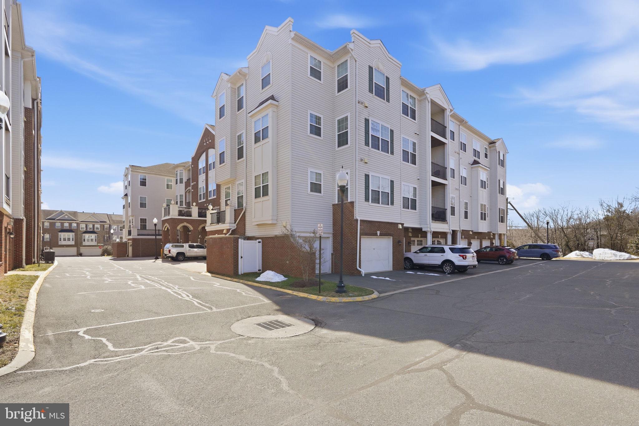 THE GATHERINGS - Residential