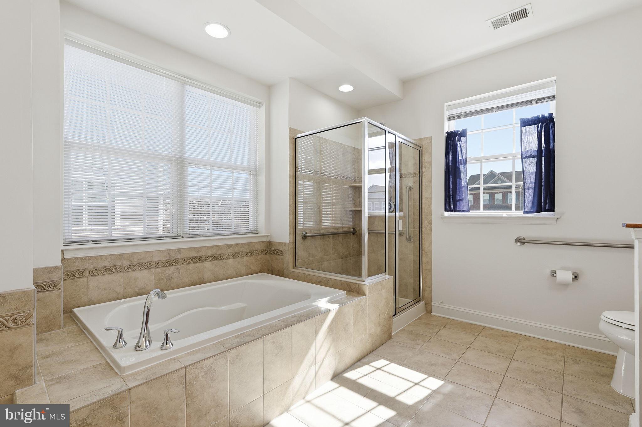 THE GATHERINGS - Residential