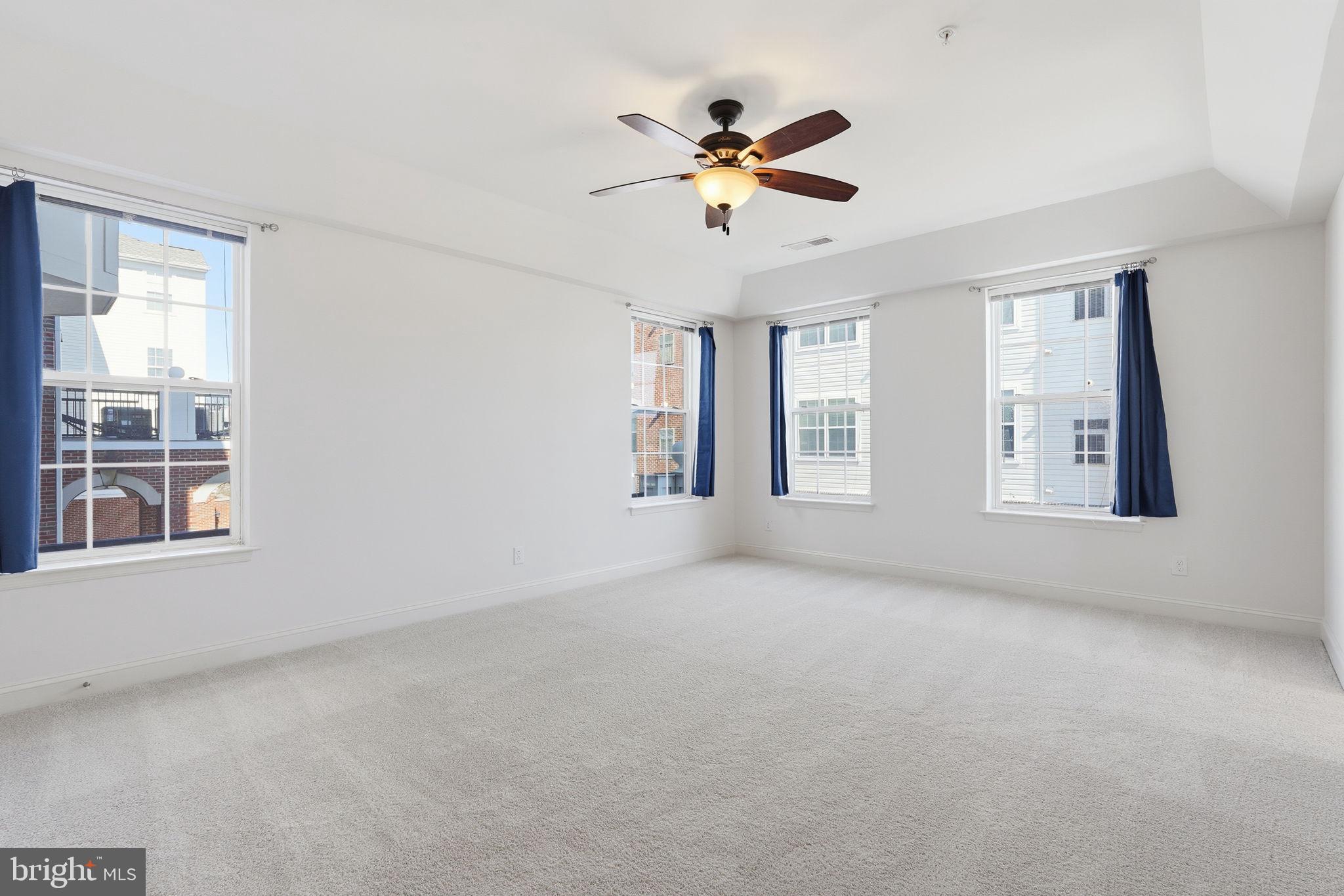 THE GATHERINGS - Residential