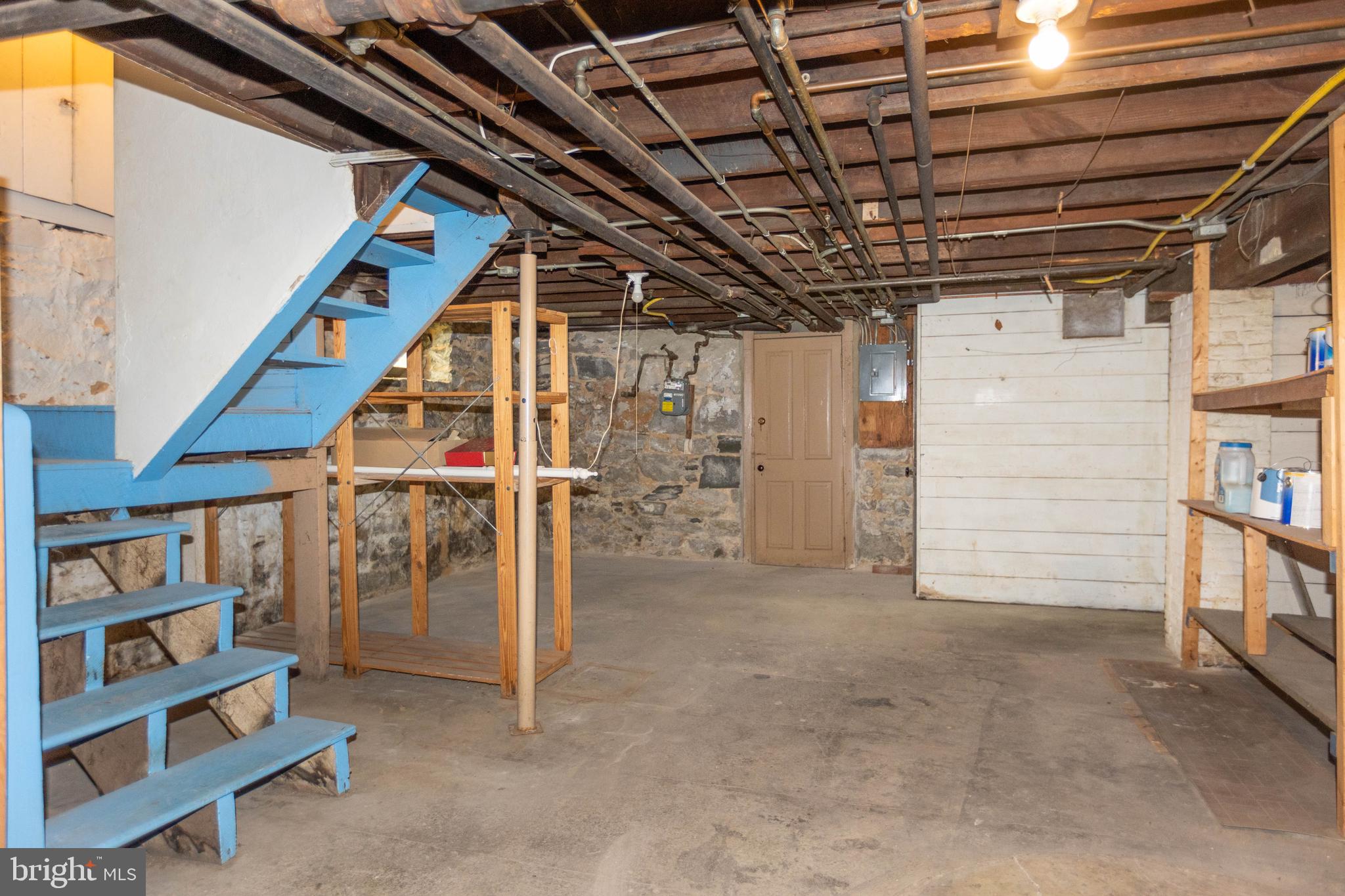 ROLAND PARK - Residential