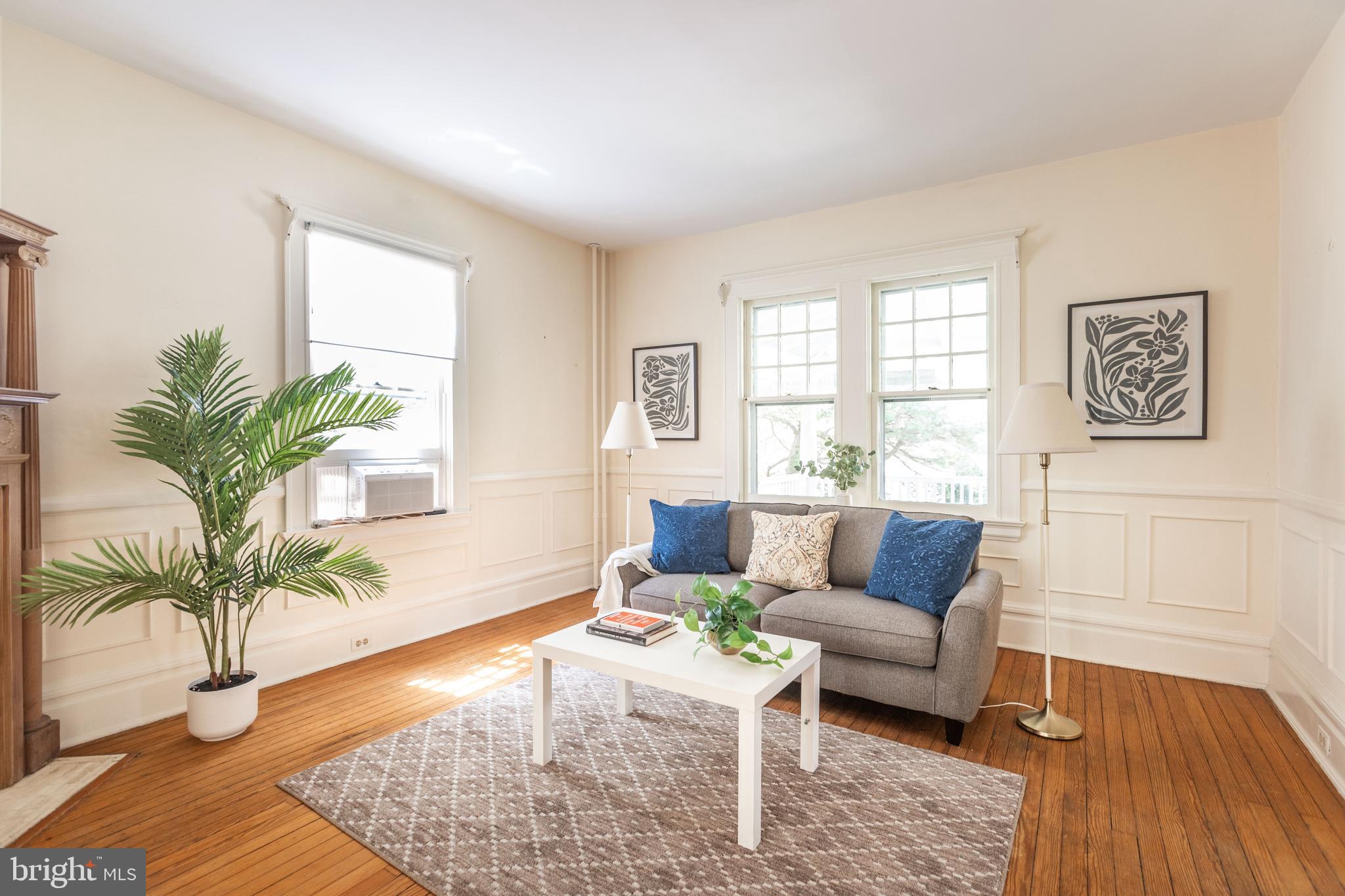 ROLAND PARK - Residential