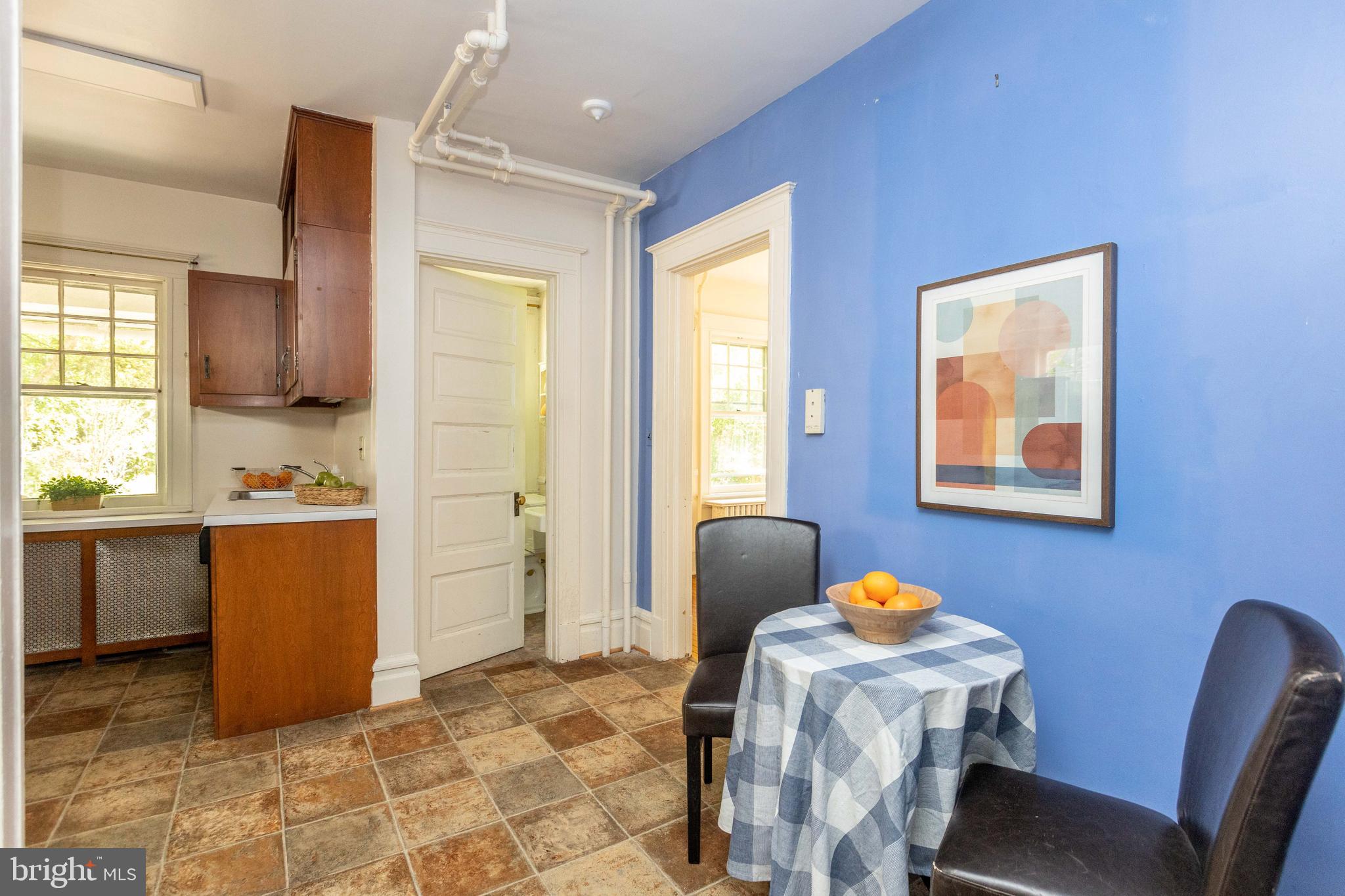 ROLAND PARK - Residential