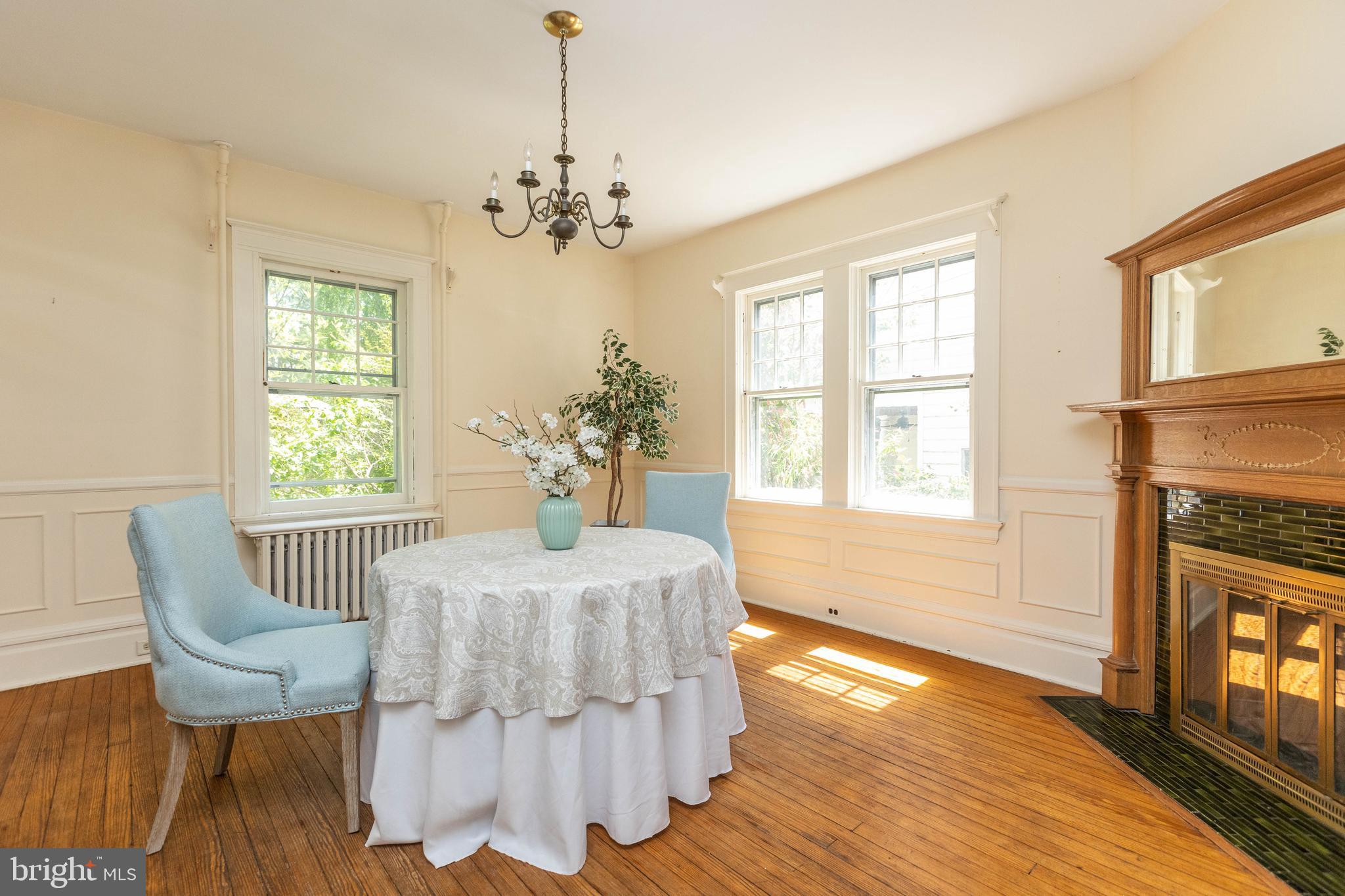 ROLAND PARK - Residential