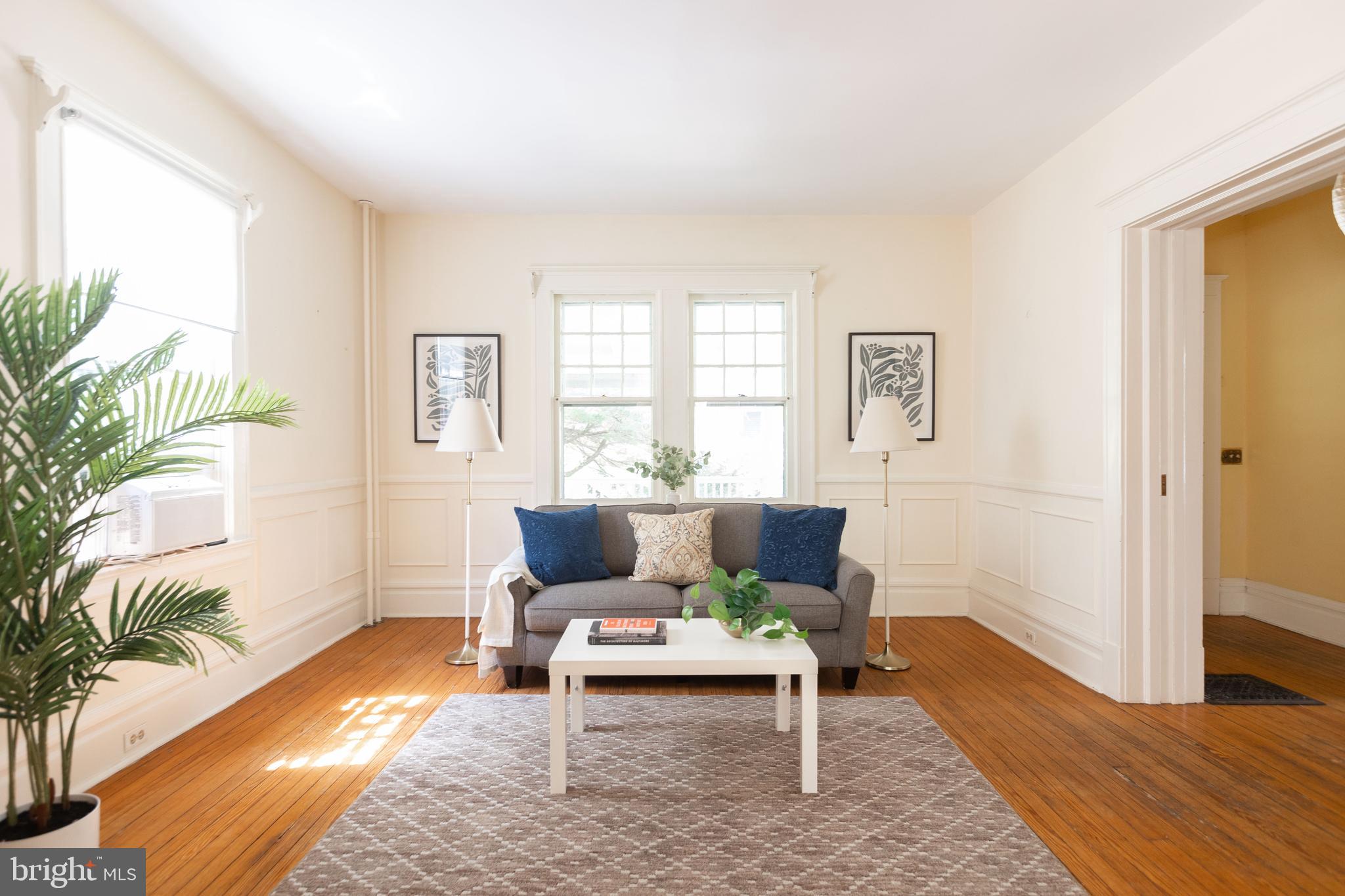 ROLAND PARK - Residential