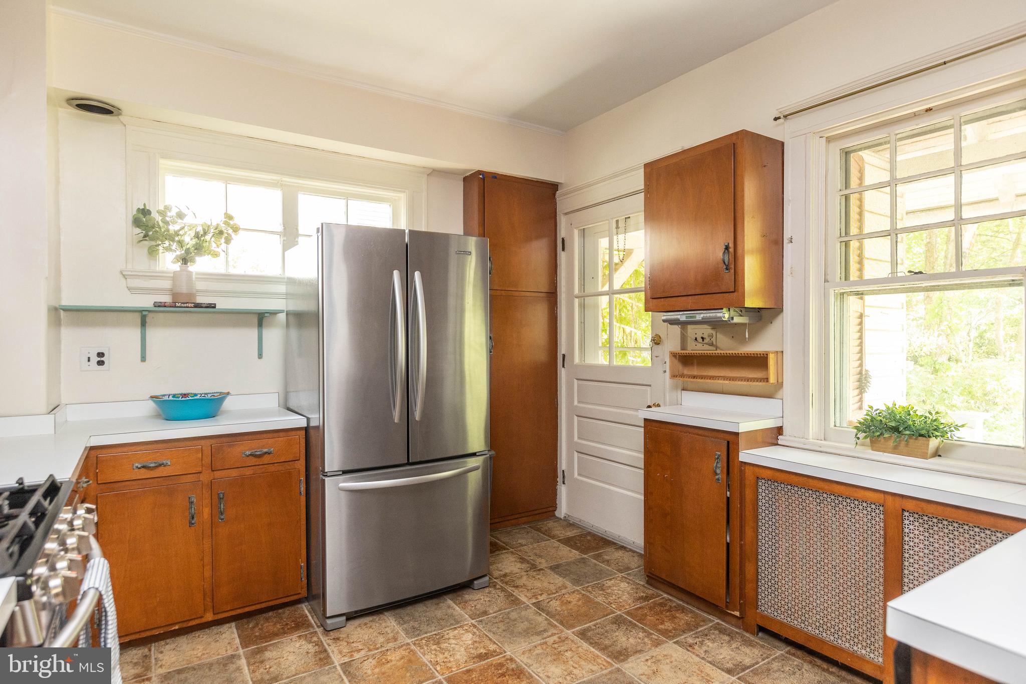 ROLAND PARK - Residential