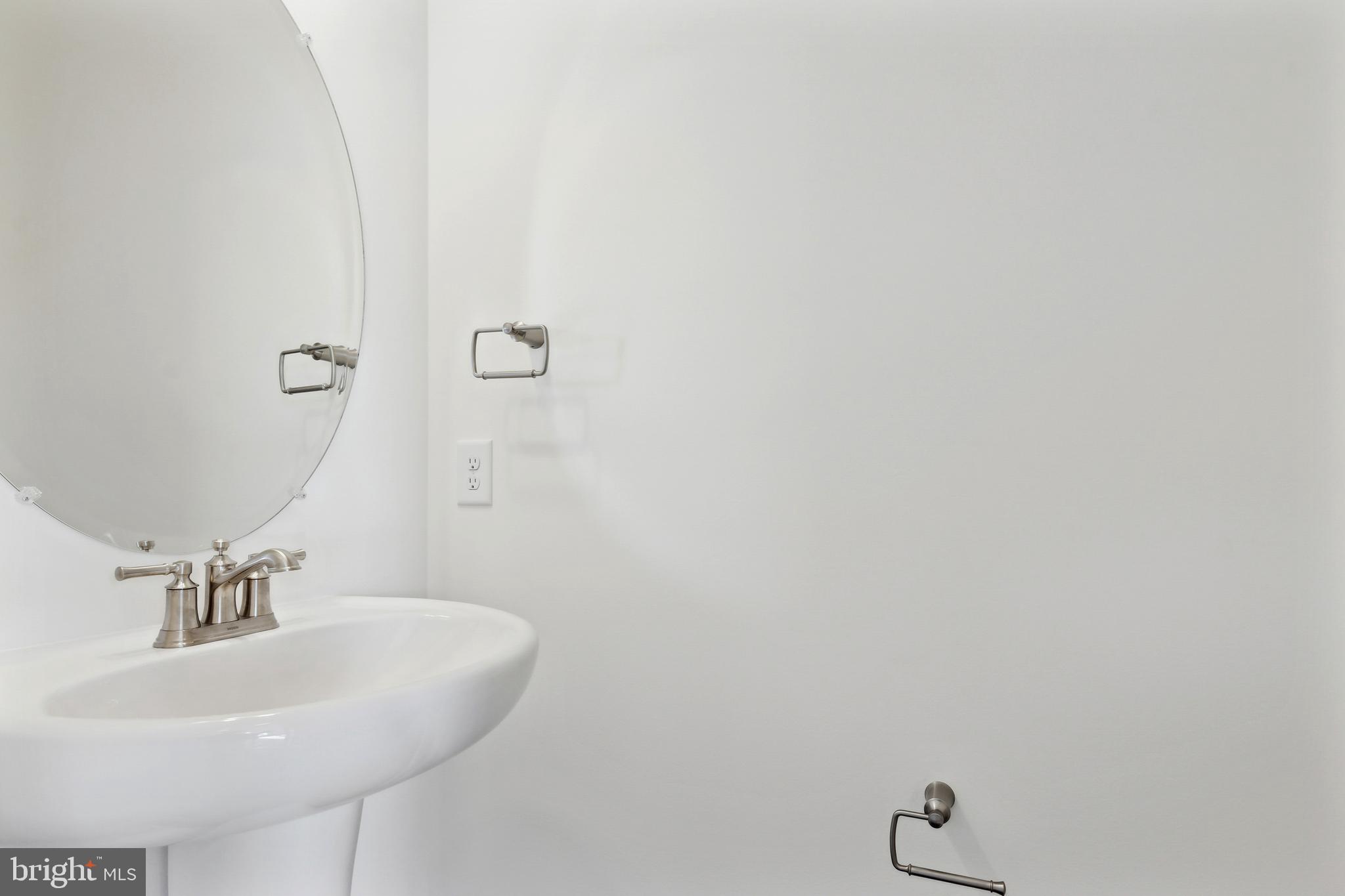 EAGLE ROCK - Residential