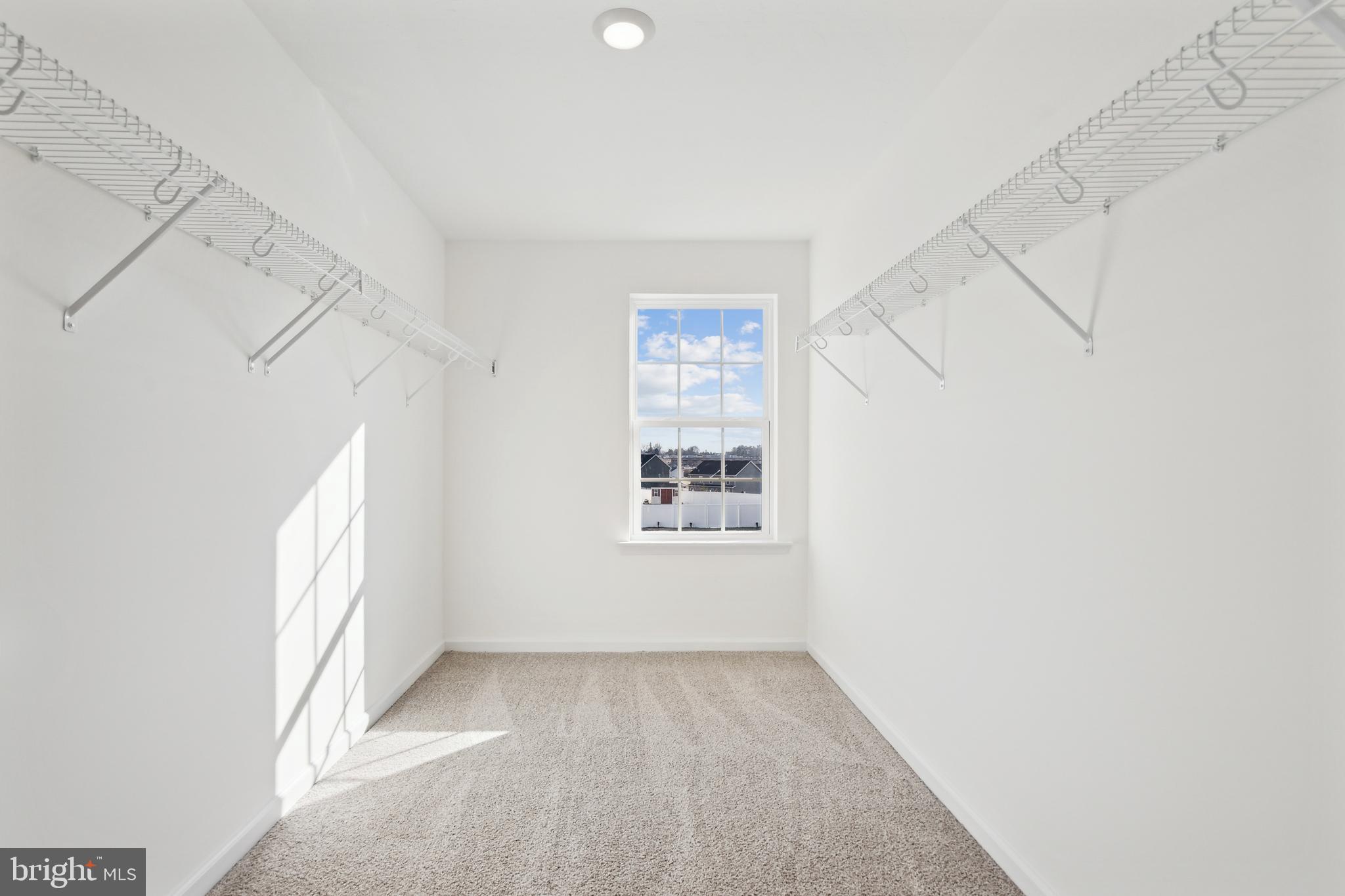 EAGLE ROCK - Residential