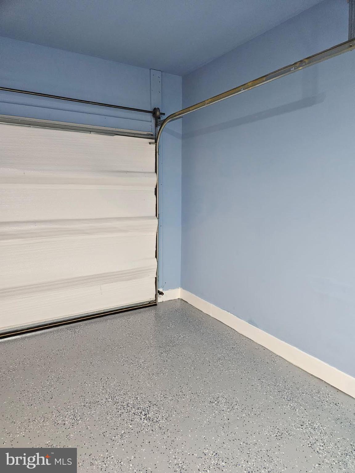 MISSION HILLS - Residential