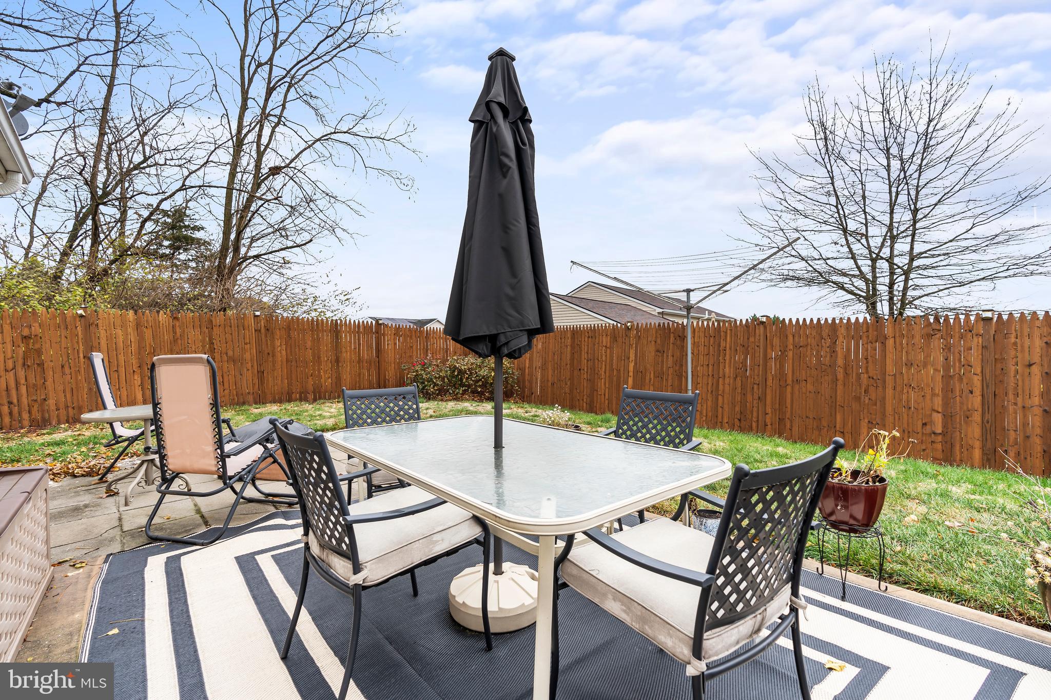 MISSION HILLS - Residential