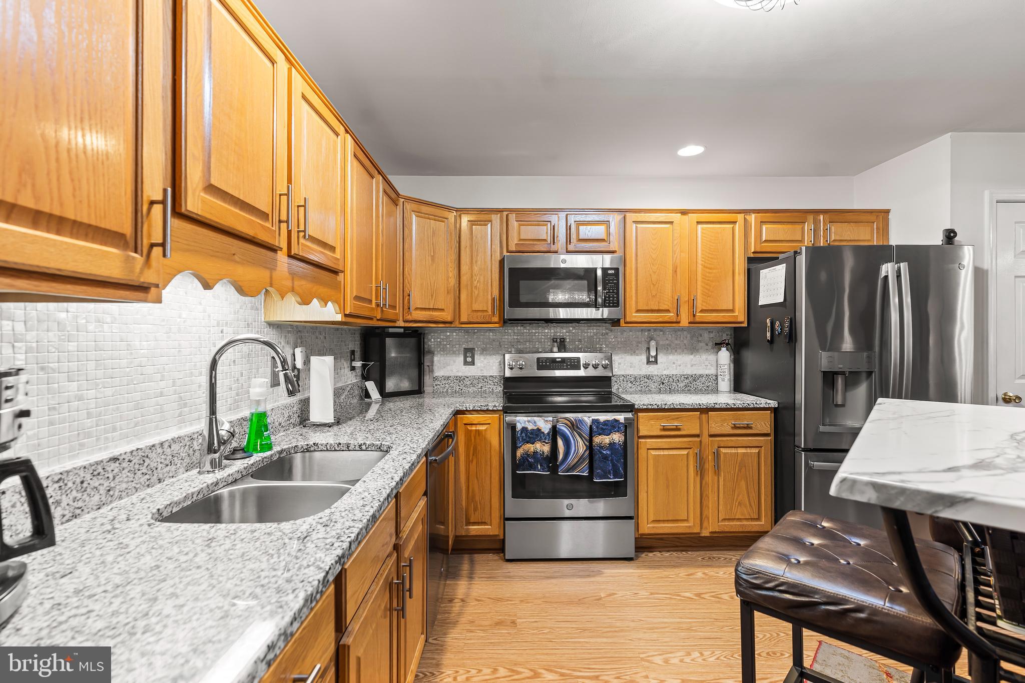 MISSION HILLS - Residential