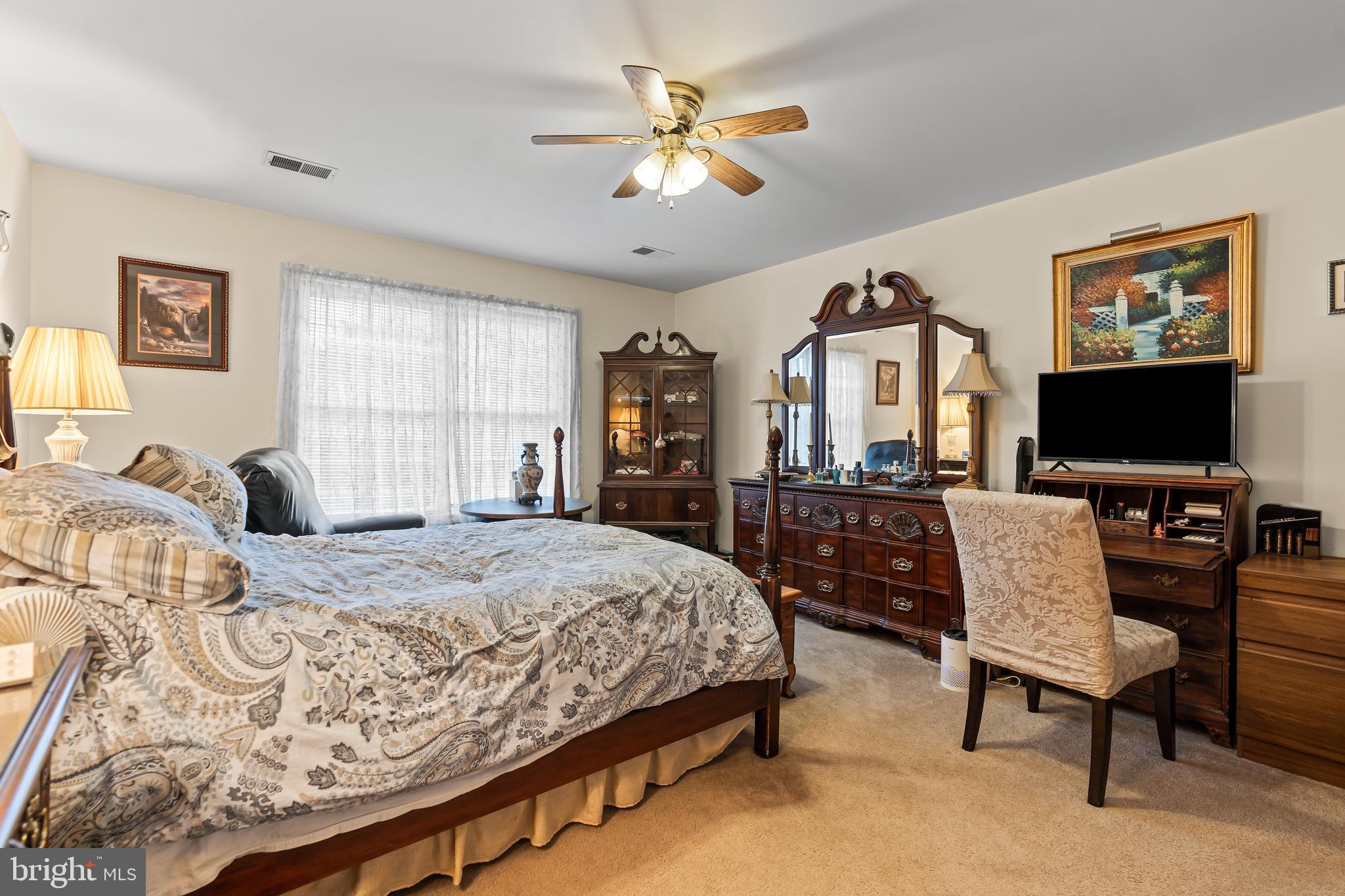 MISSION HILLS - Residential