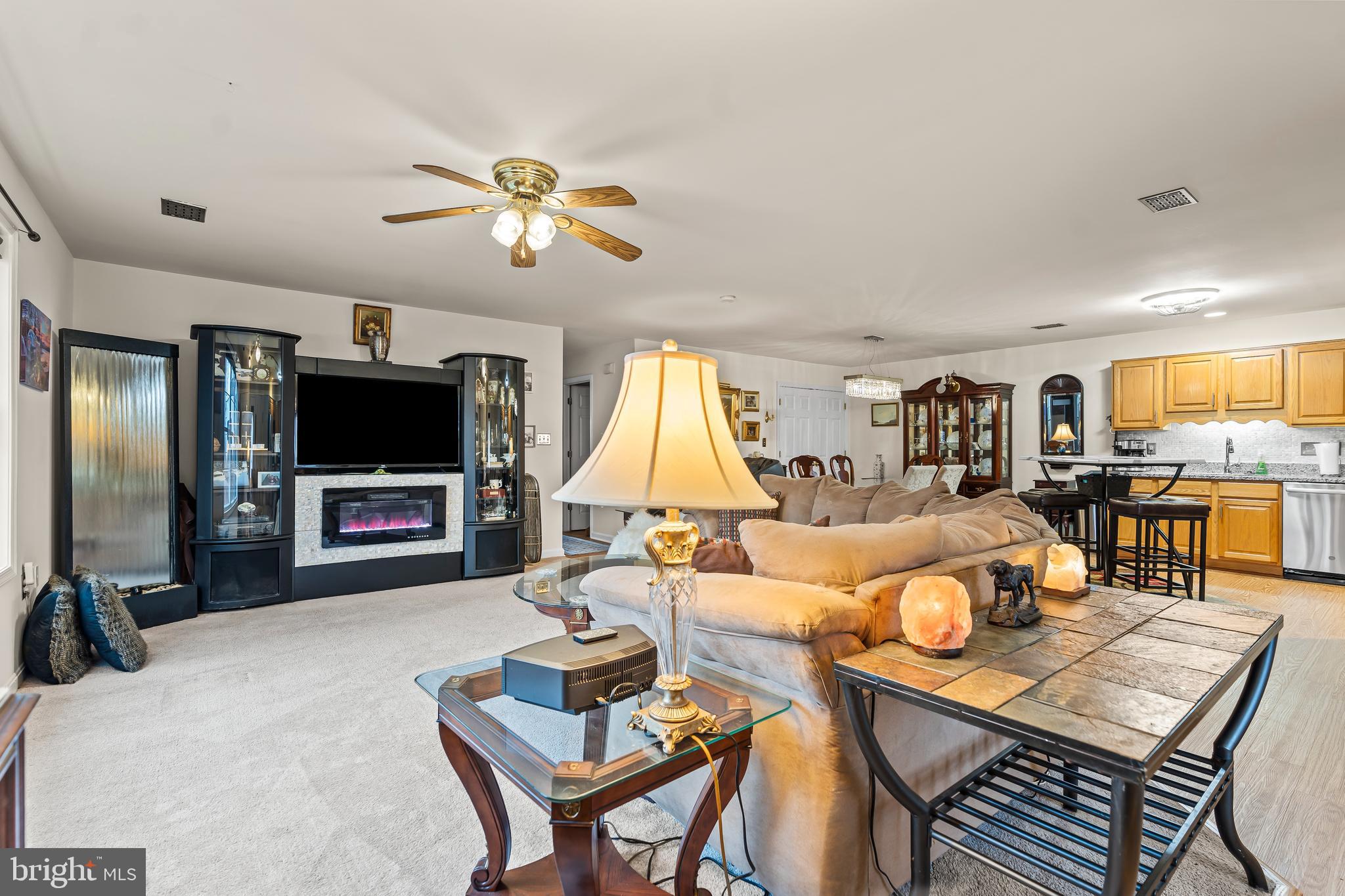 MISSION HILLS - Residential