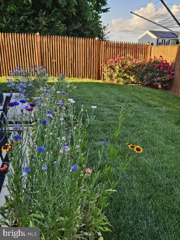 MISSION HILLS - Residential