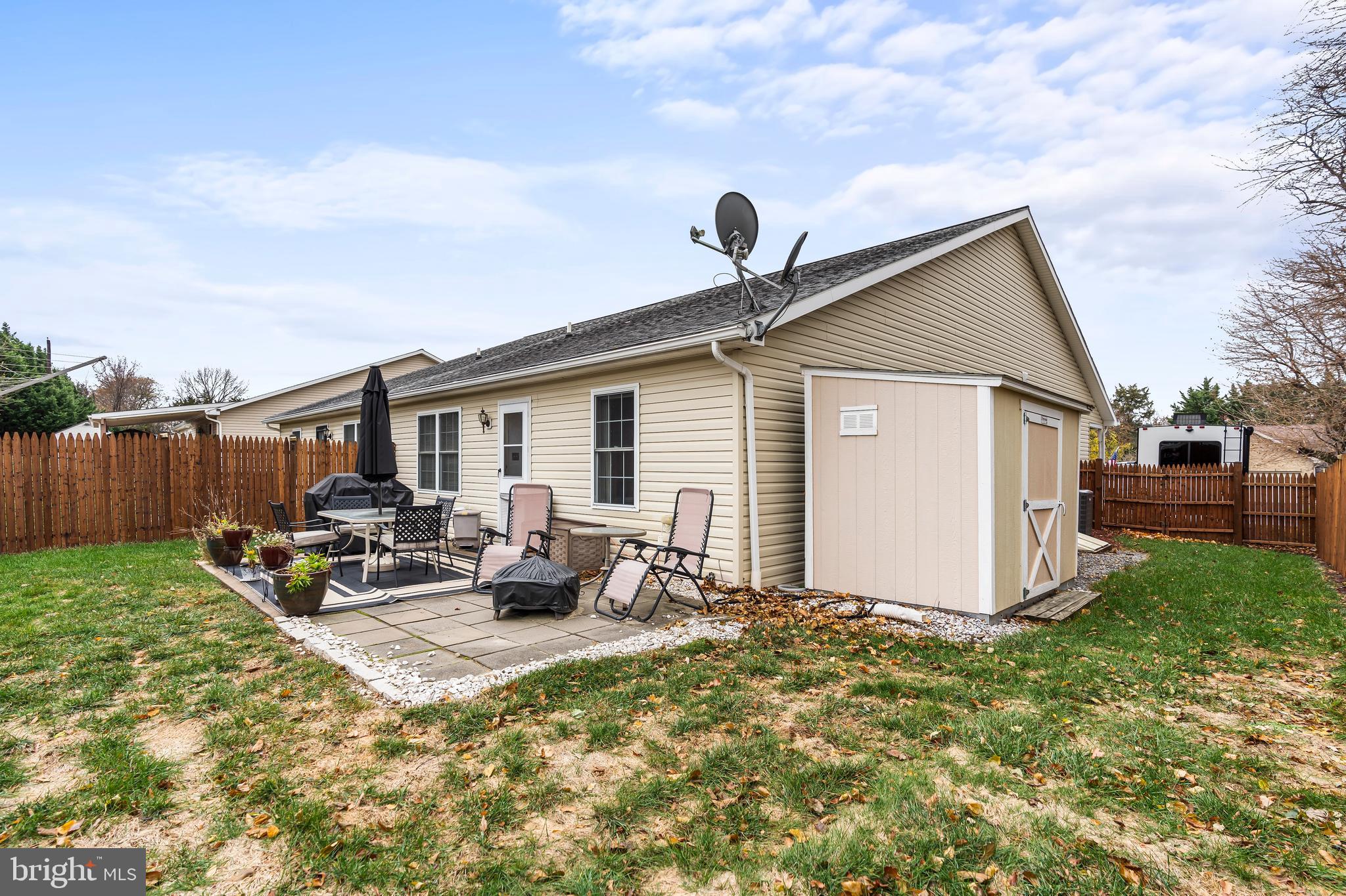 MISSION HILLS - Residential