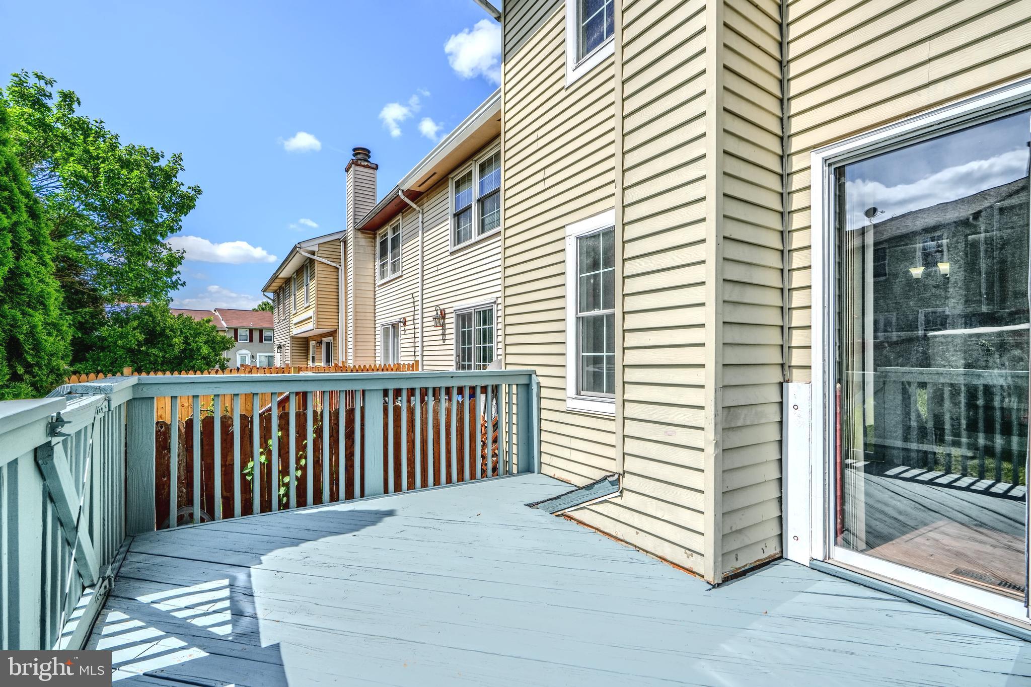 KINGS COURT - Residential Lease