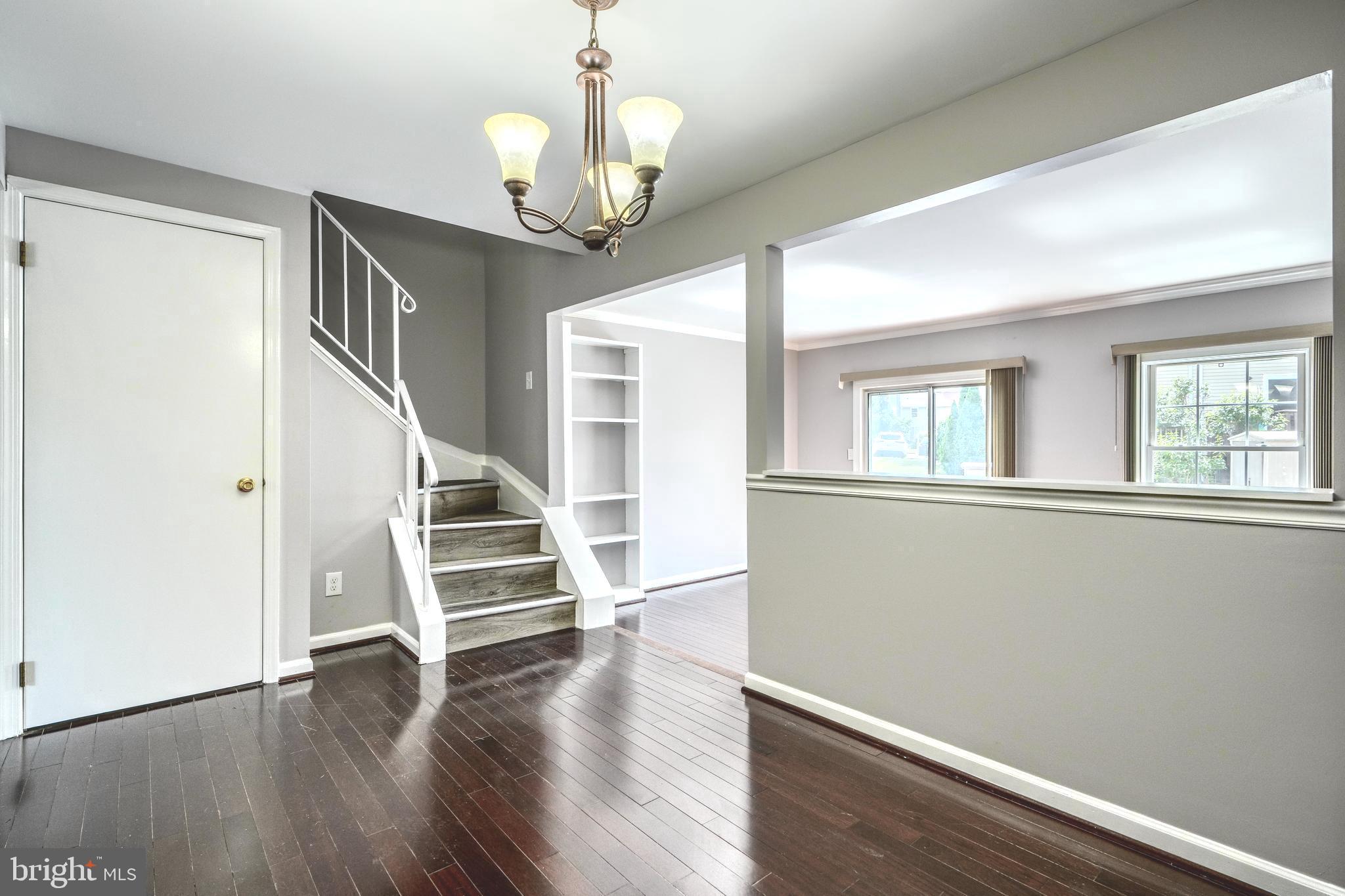 KINGS COURT - Residential Lease