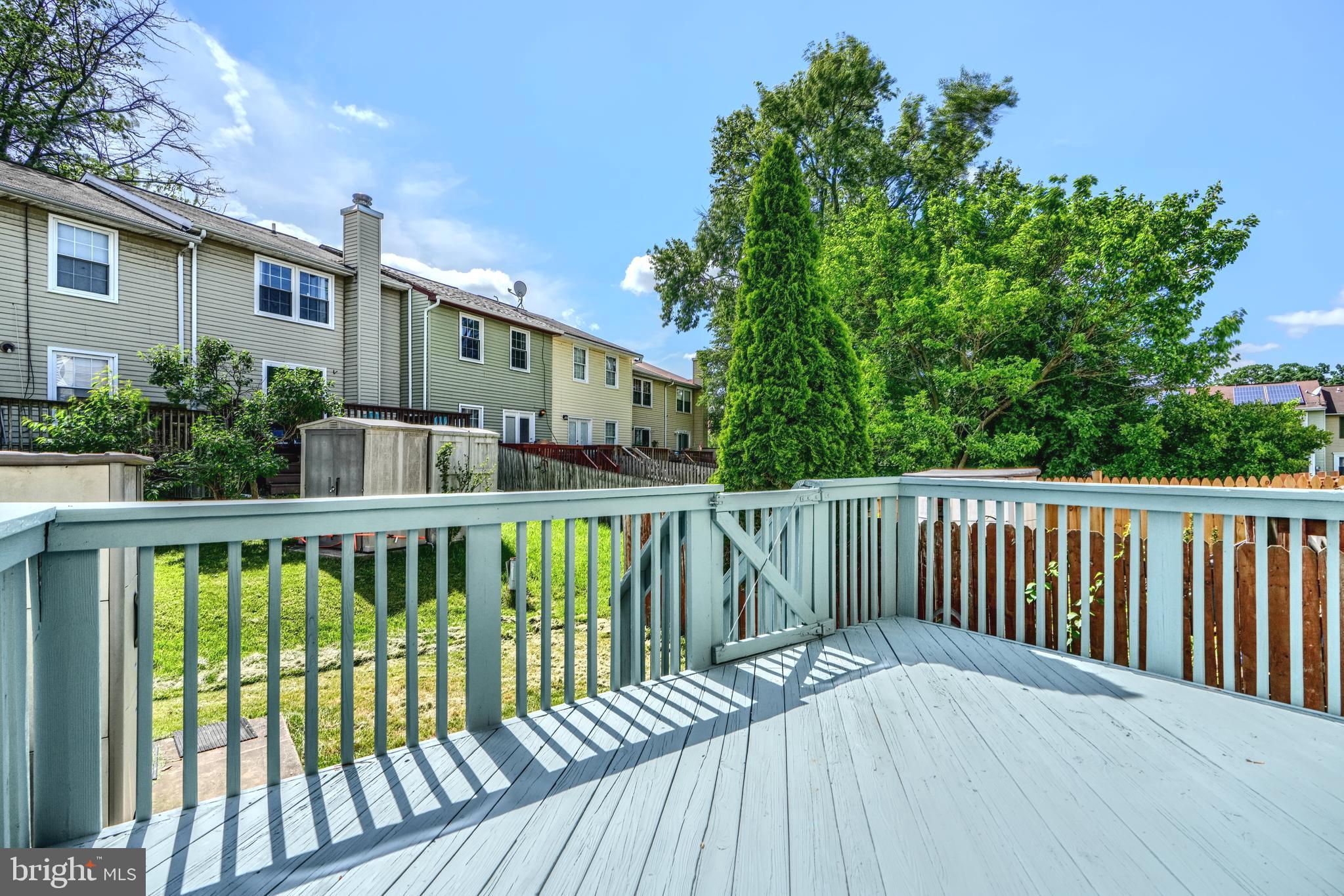 KINGS COURT - Residential Lease