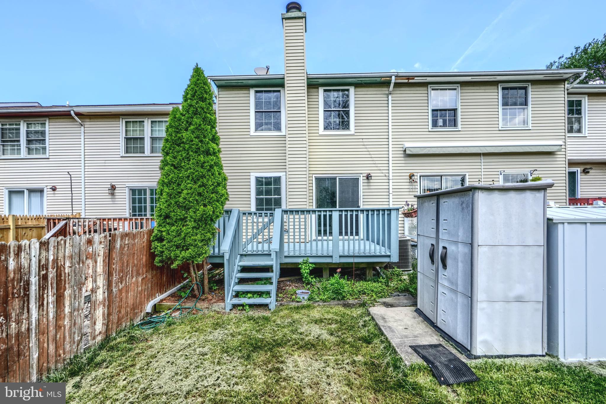 KINGS COURT - Residential Lease