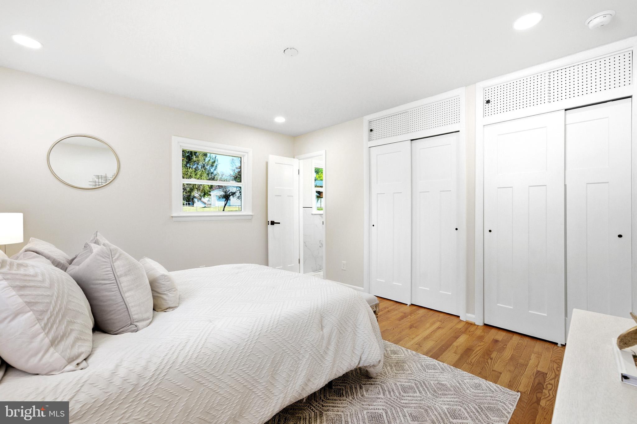 SOCIETY HILL - Residential