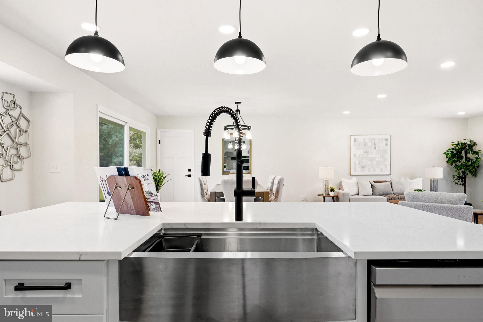 SOCIETY HILL - Residential