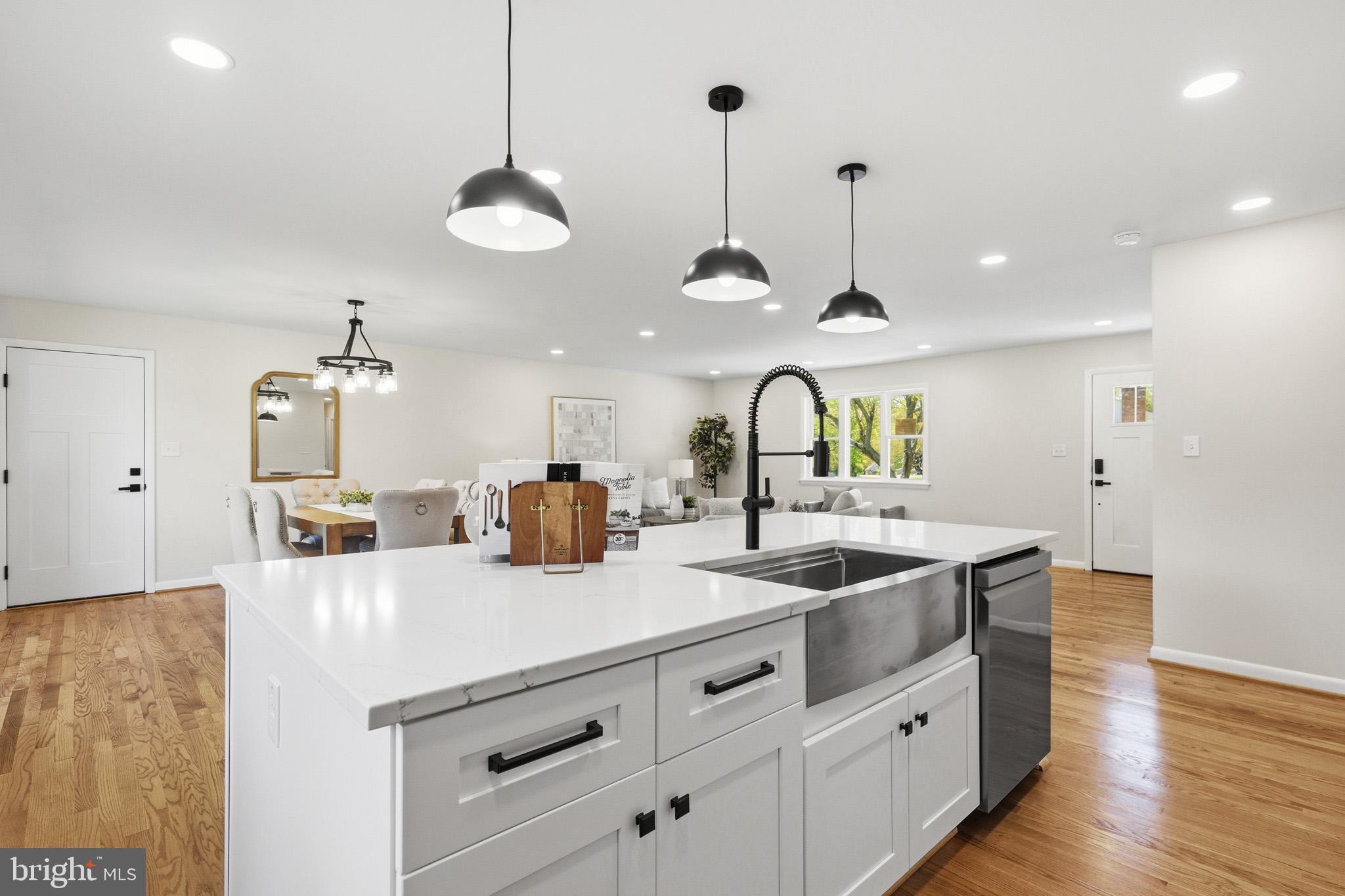 SOCIETY HILL - Residential