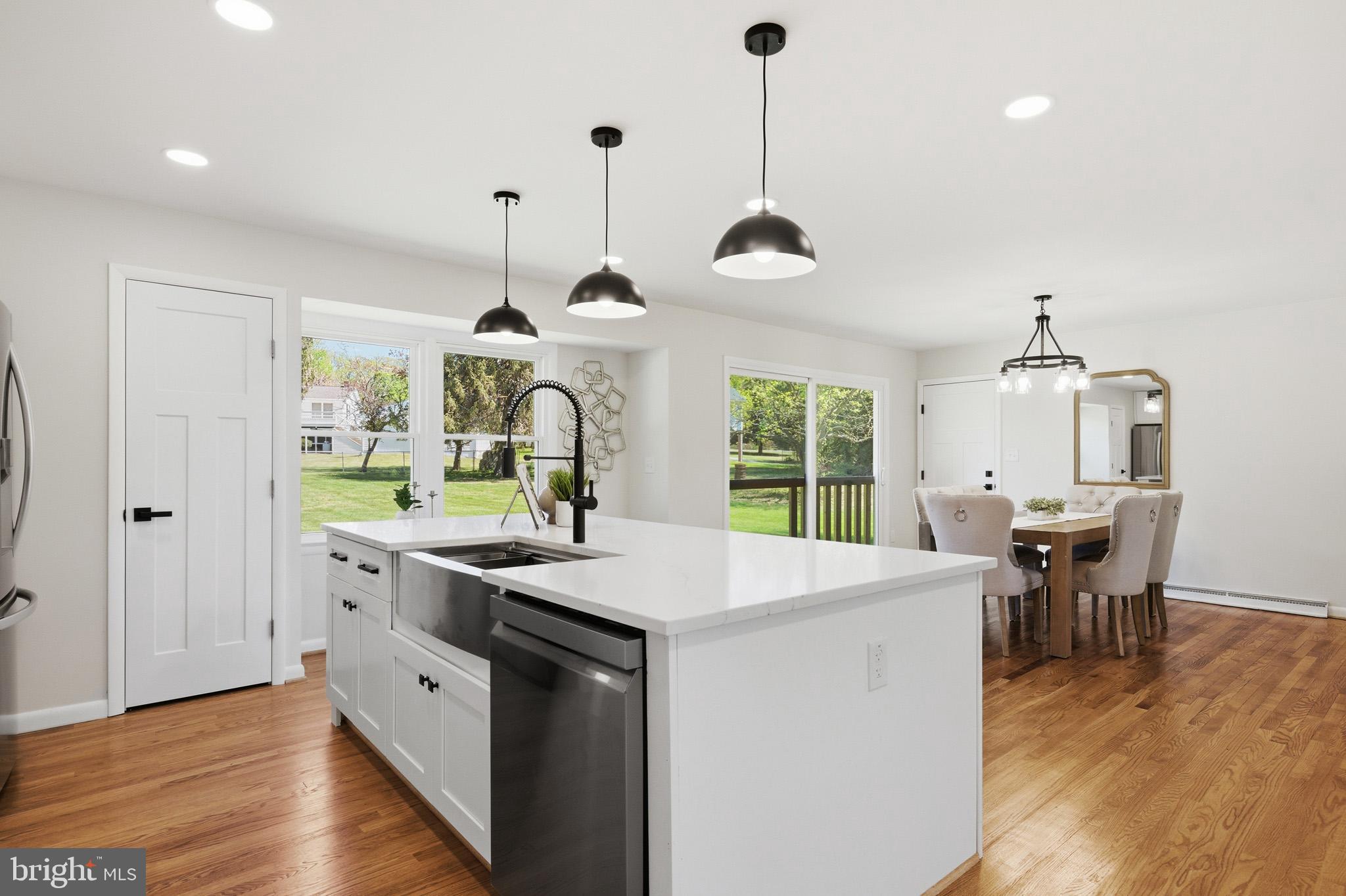 SOCIETY HILL - Residential