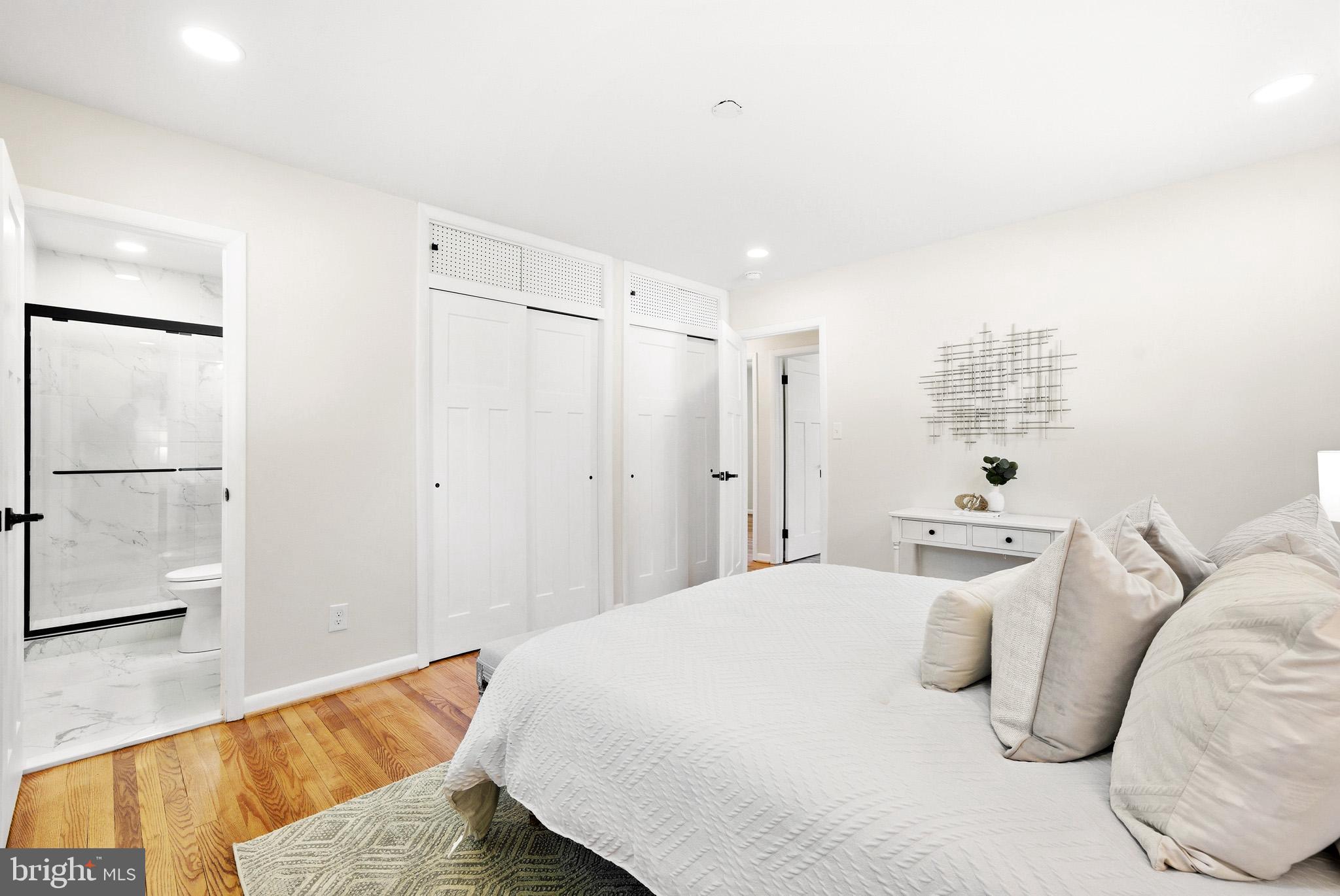 SOCIETY HILL - Residential