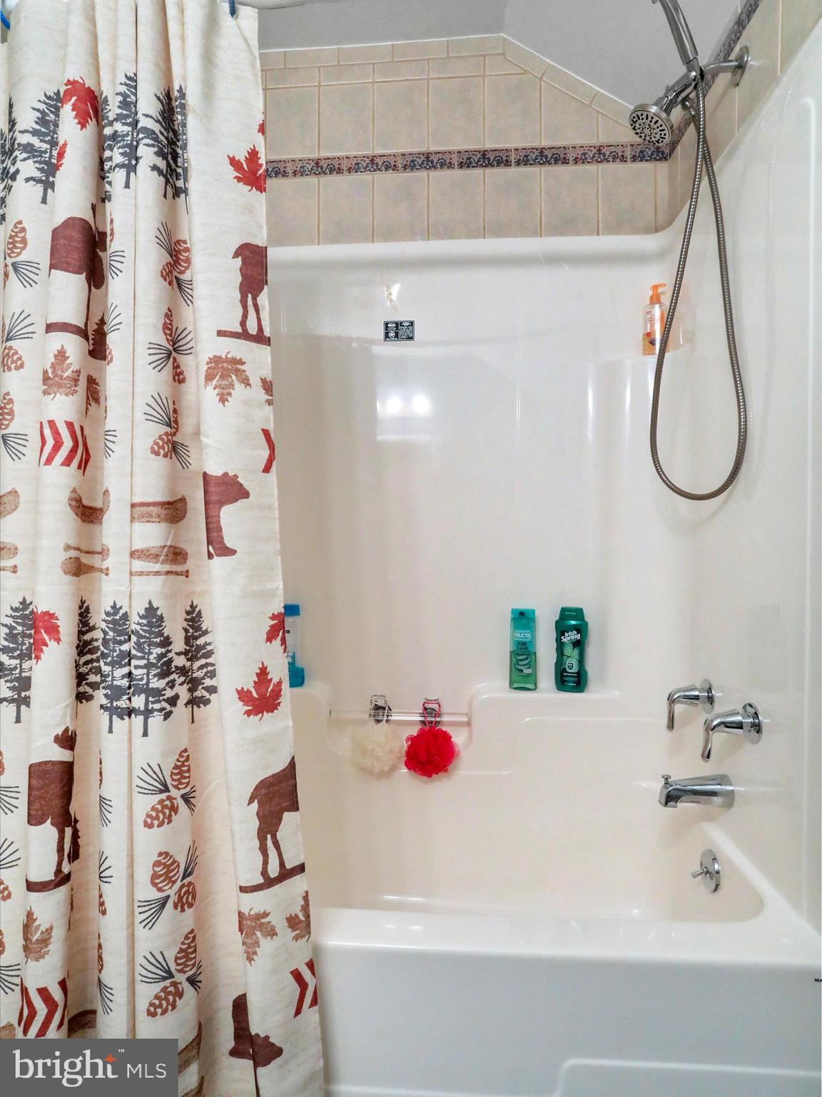 DUNMORE RIDGE PARK - Residential