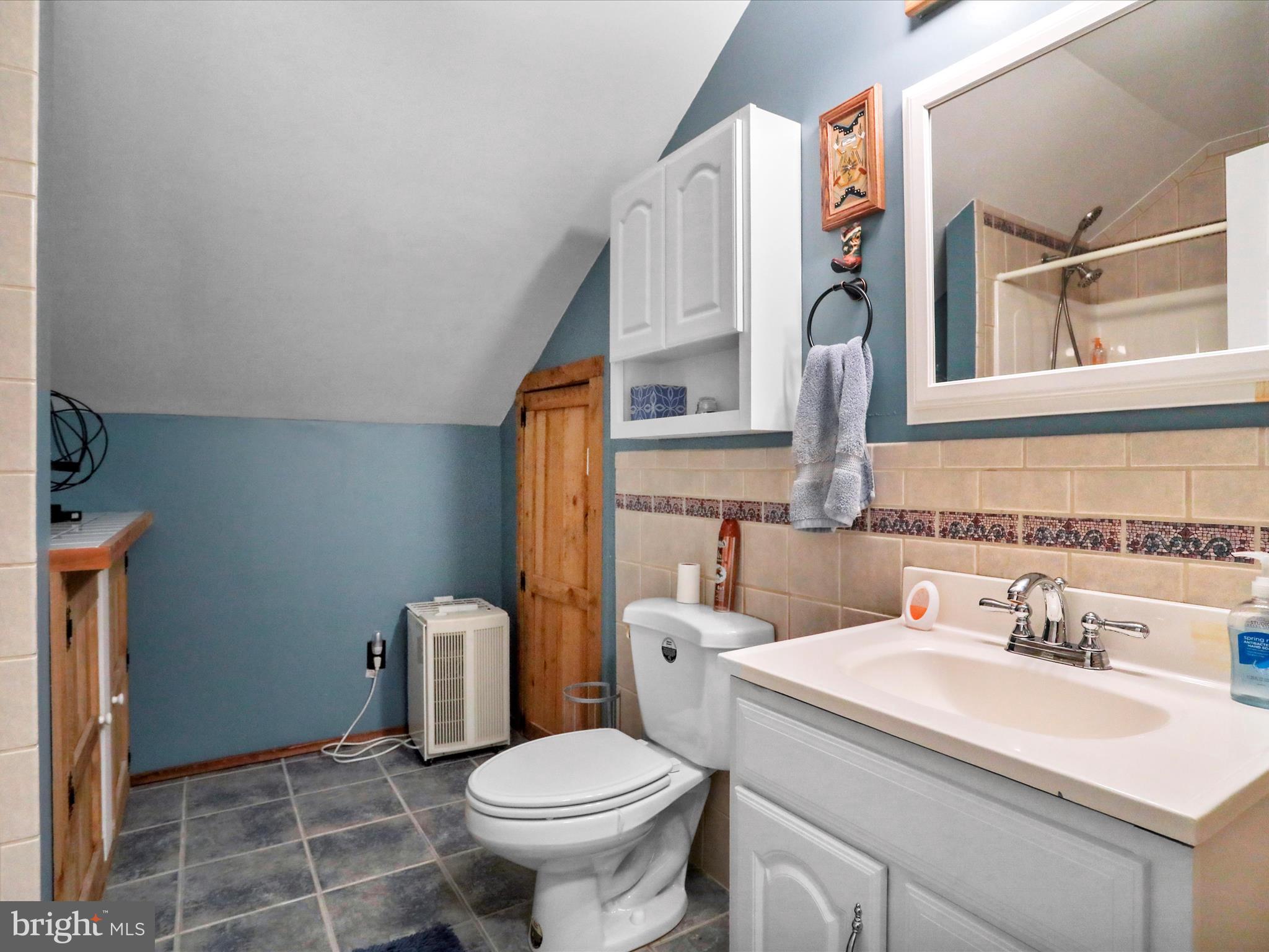 DUNMORE RIDGE PARK - Residential