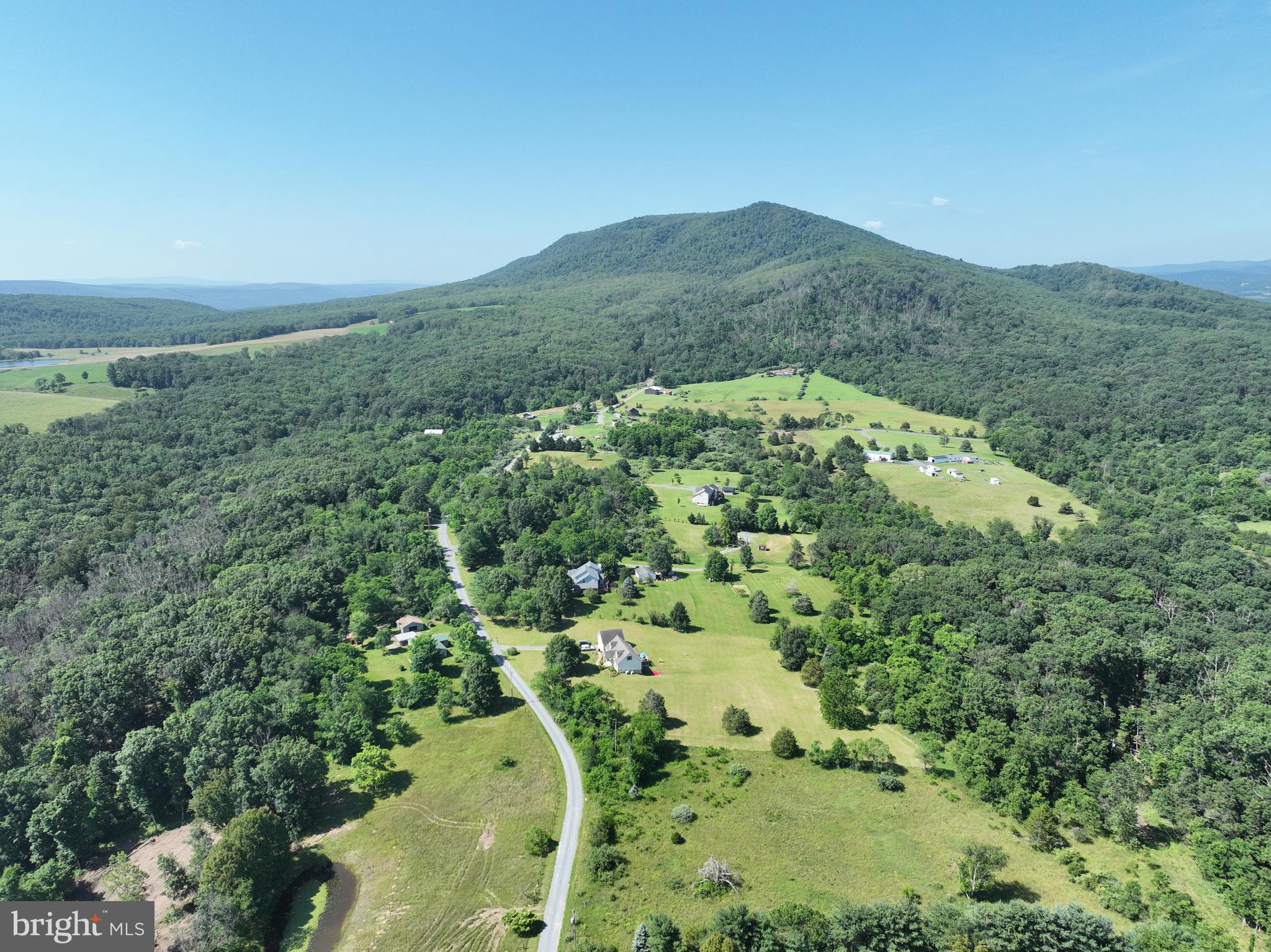 DUNMORE RIDGE PARK - Residential