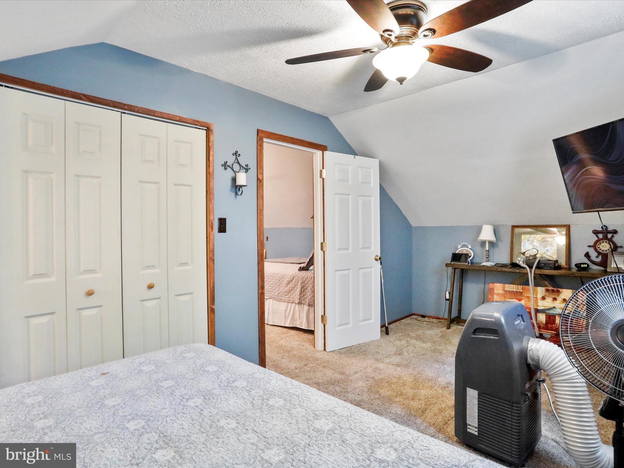 DUNMORE RIDGE PARK - Residential