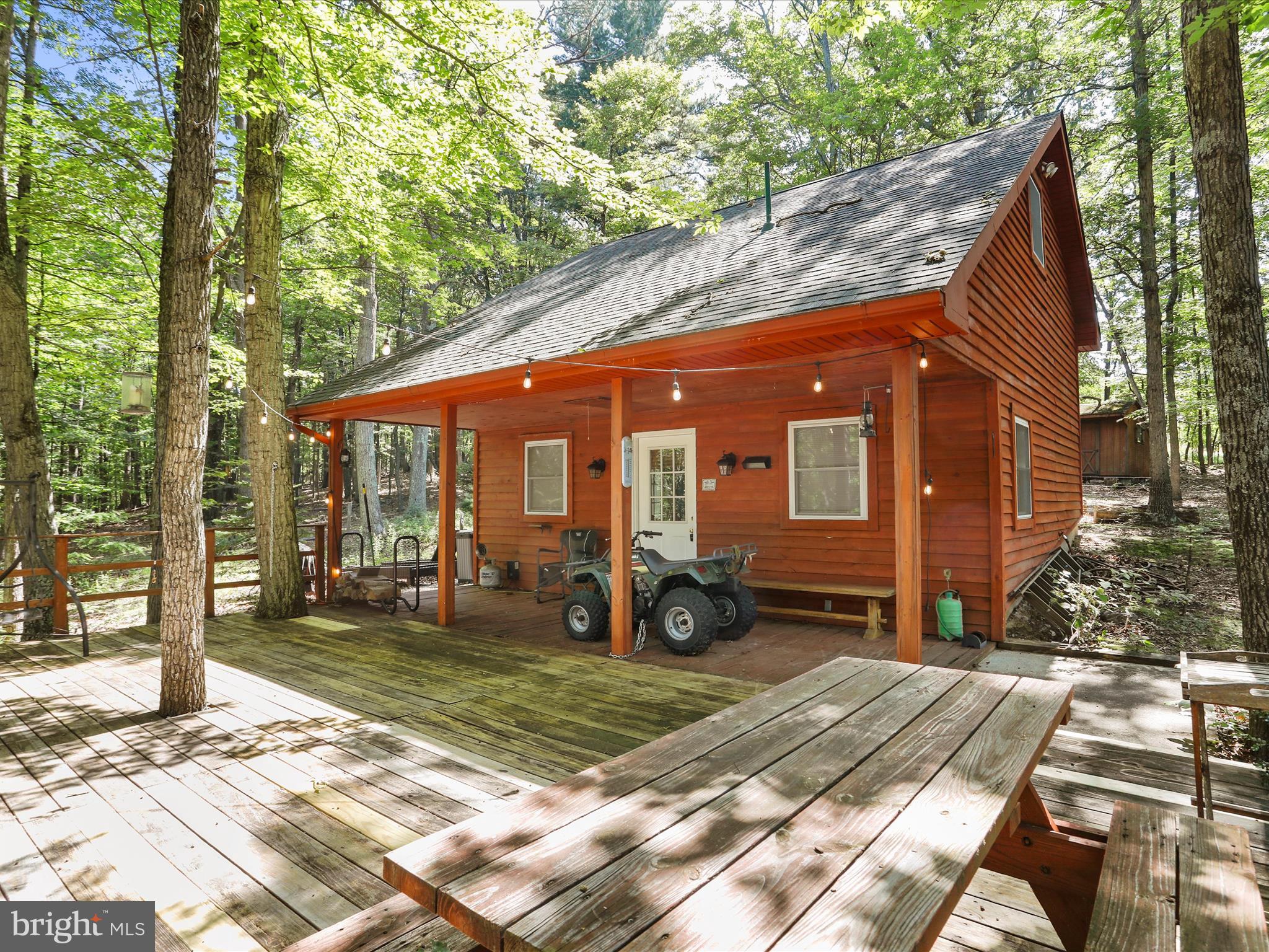 DUNMORE RIDGE PARK - Residential