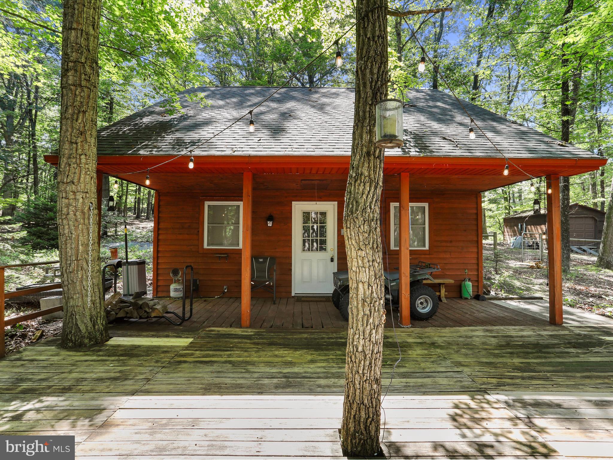 DUNMORE RIDGE PARK - Residential